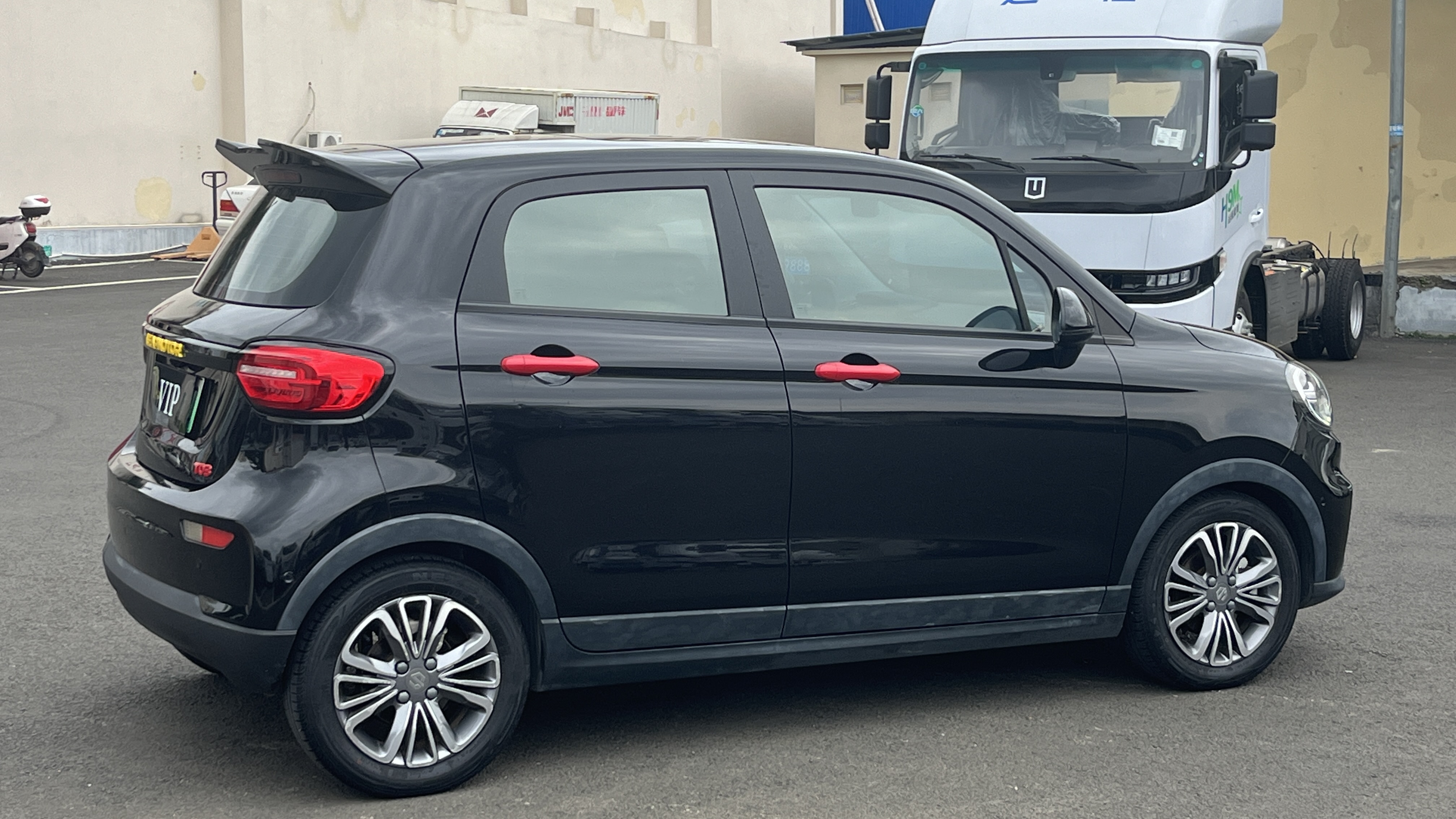 零跑汽车 零跑T03 2021 汽车图片 #9