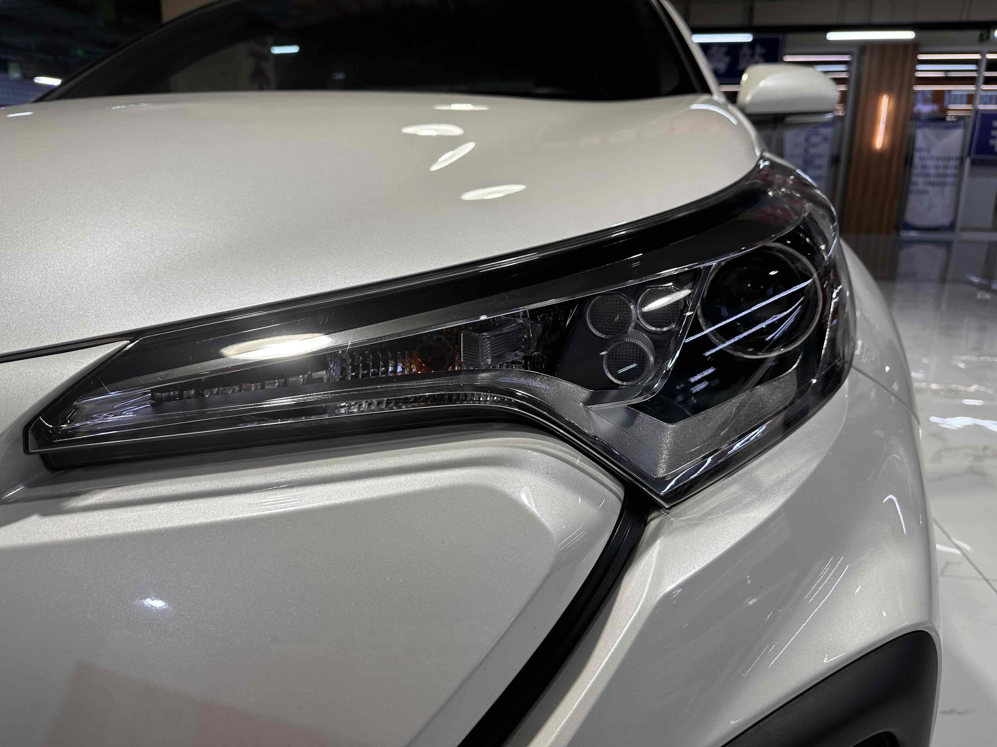 Toyota Izoa E 2021 #9 Toyota Izoa E 2021 imagen de coche #9