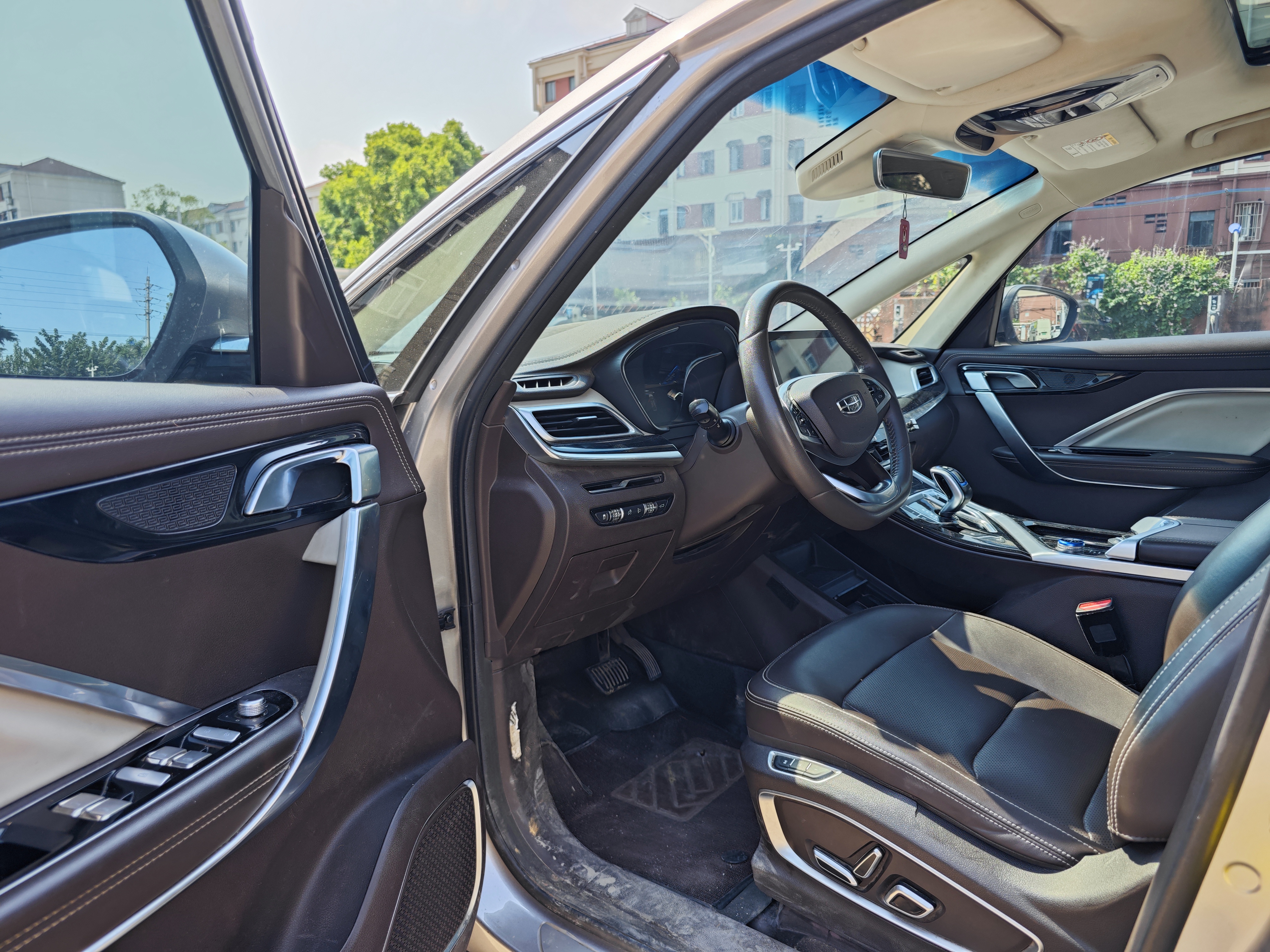 GEELY JiaJi New Energy 2021 #9 GEELY JiaJi New Energy 2021 car image #9