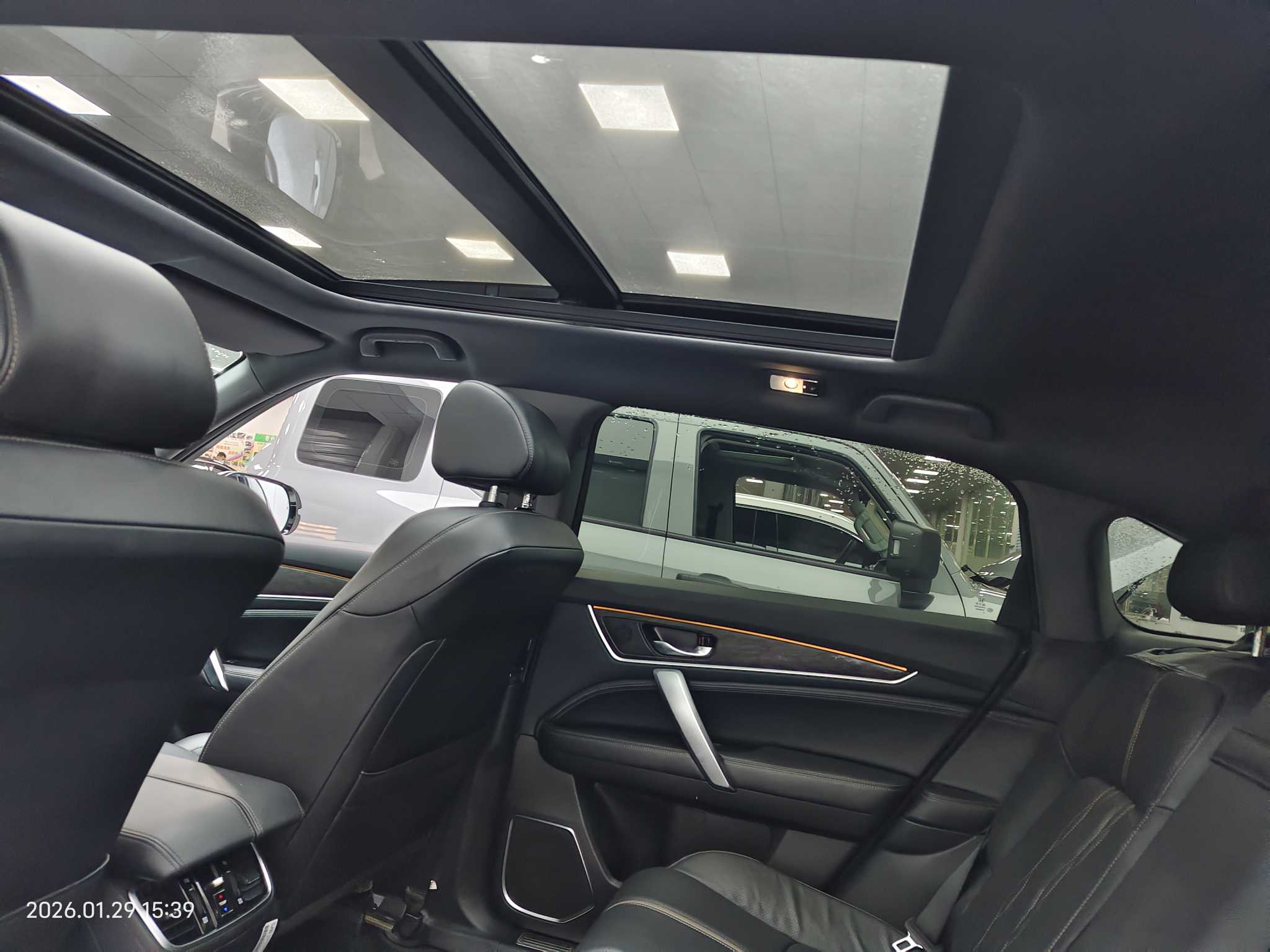 Honda UR-V 2023 car image #9