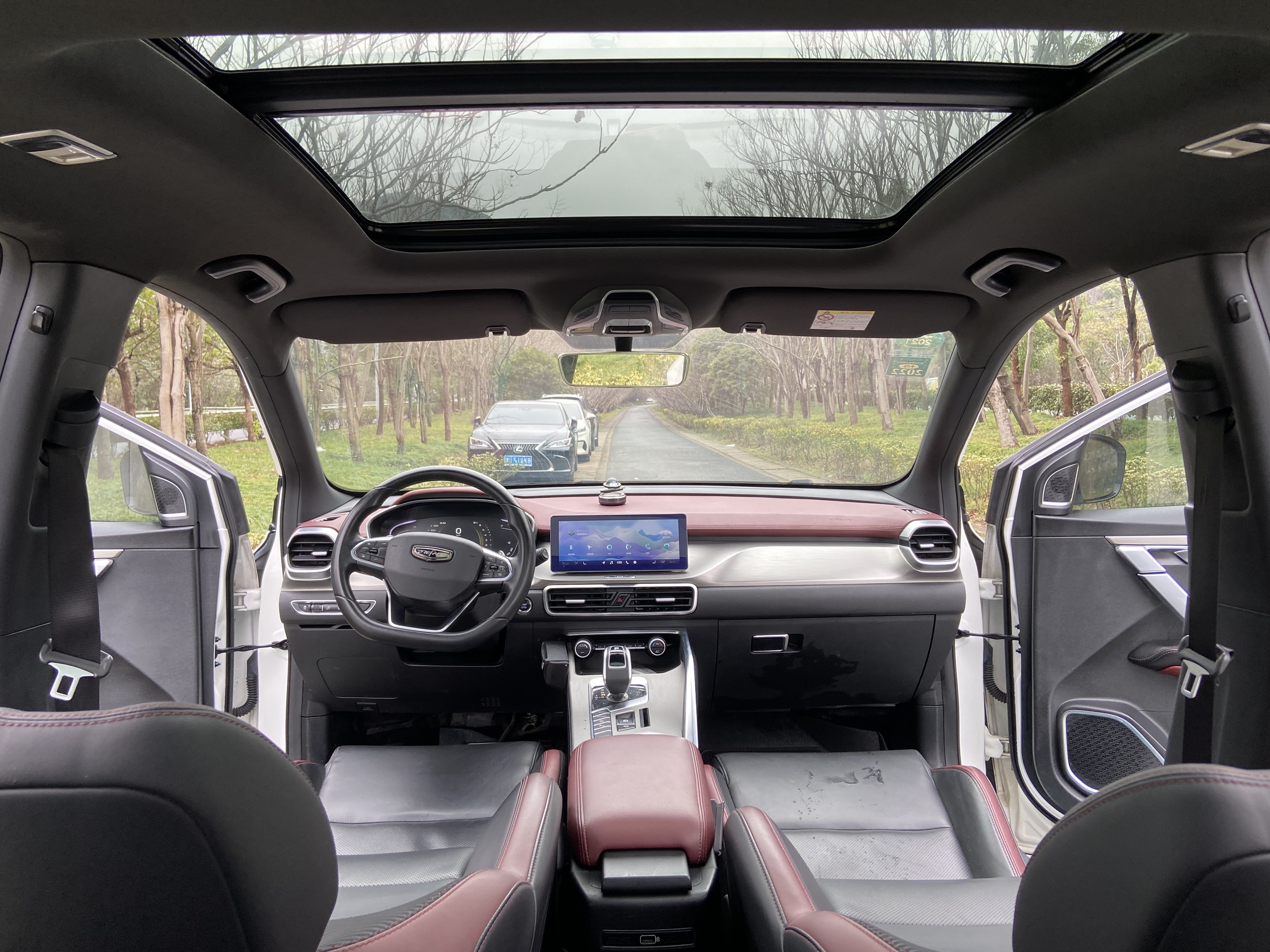 GEELY Coolray 2020 car image #9