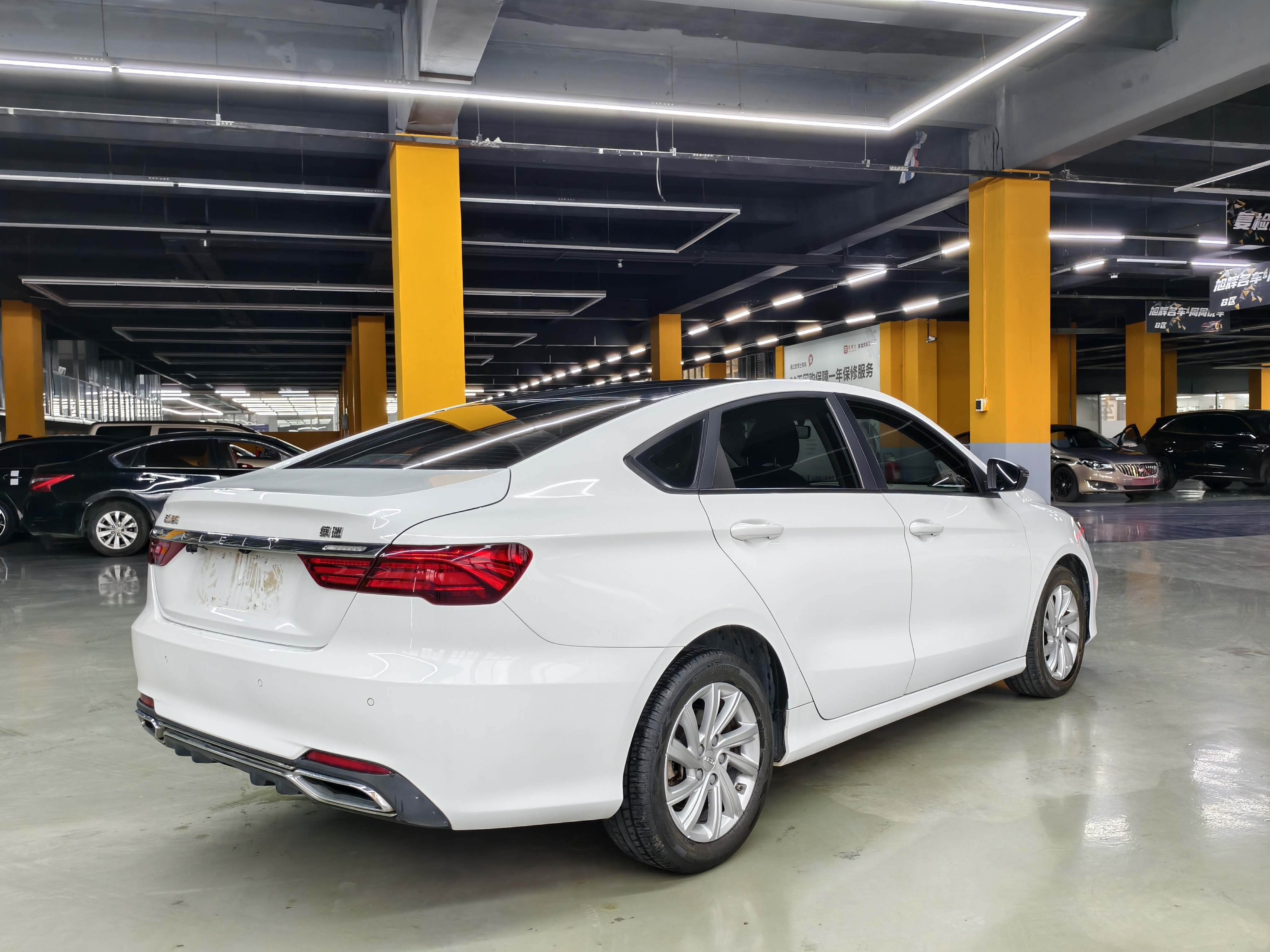 GEELY Binray 2020 car image #9
