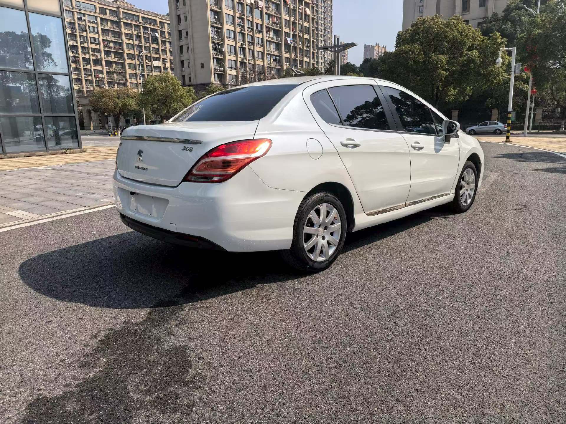 标致 标致308 2015 汽车图片 #9