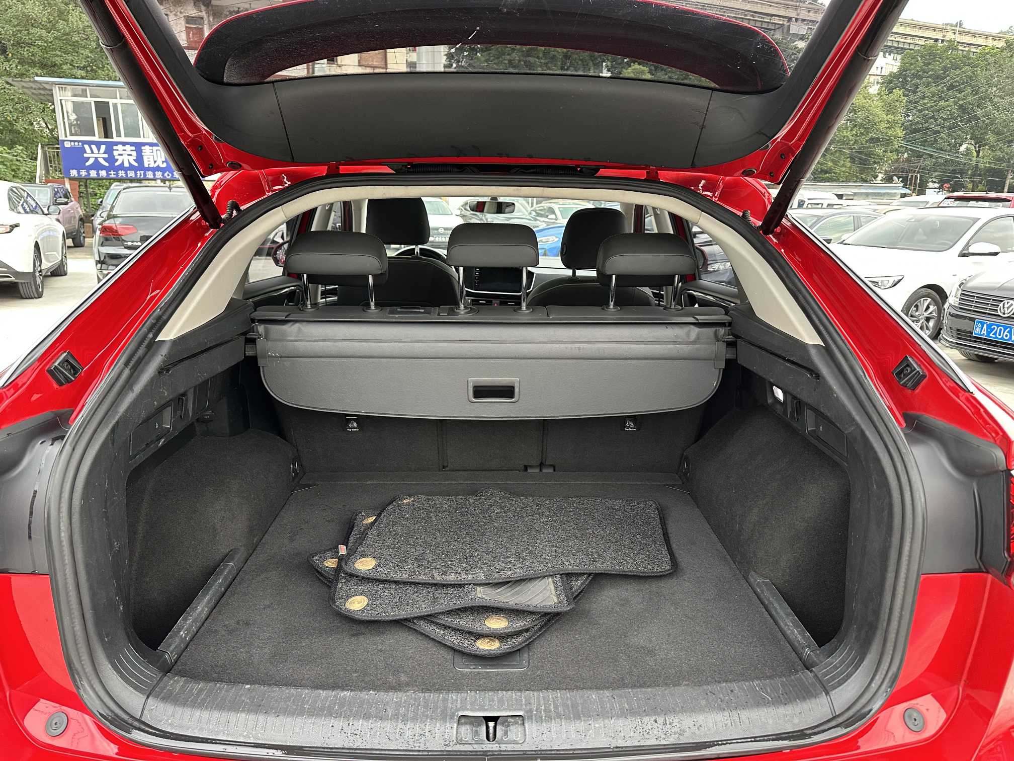 Volkswagen Tayron X 2021 car image #9