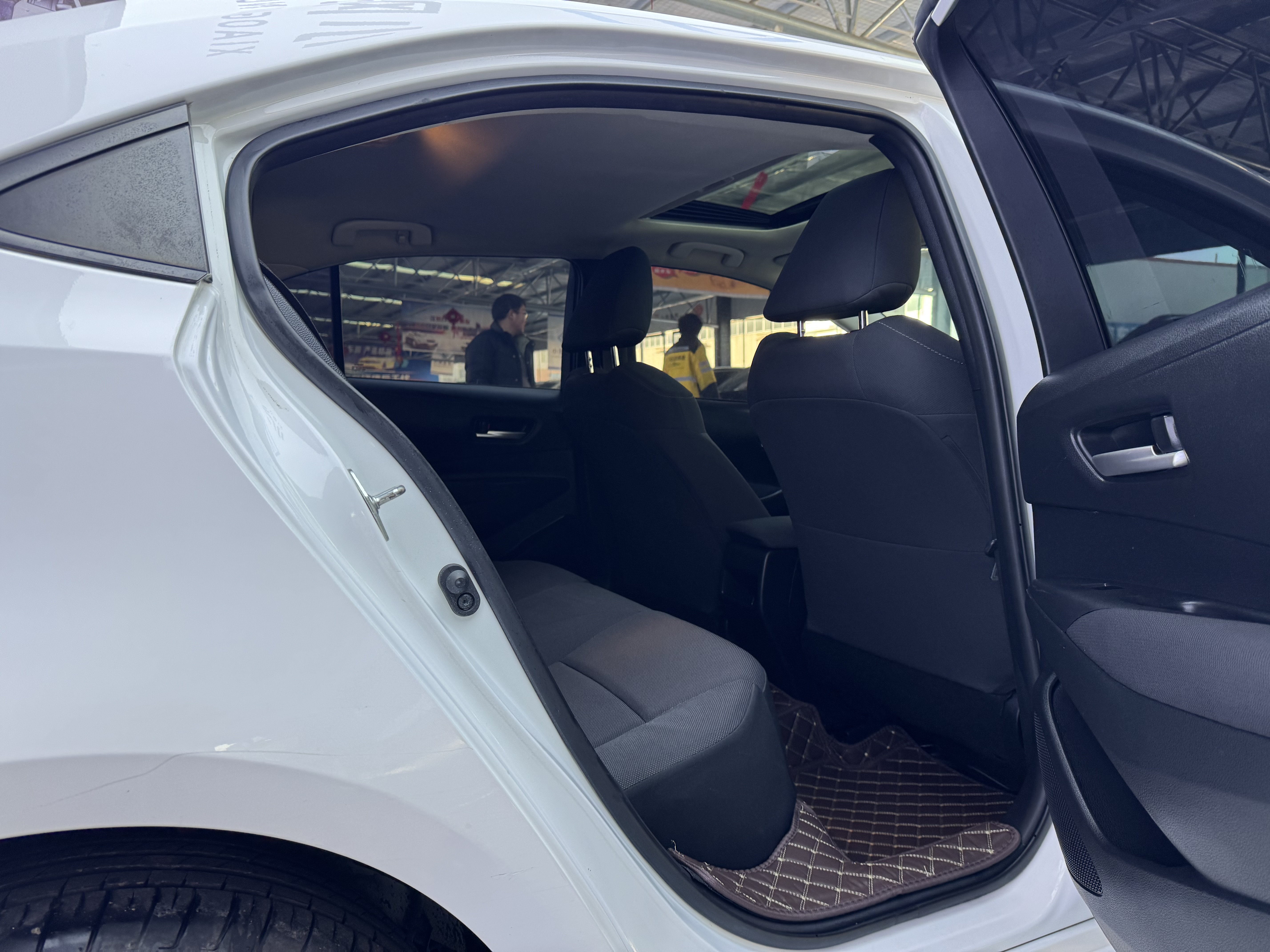 Toyota Corolla 2020 car image #9