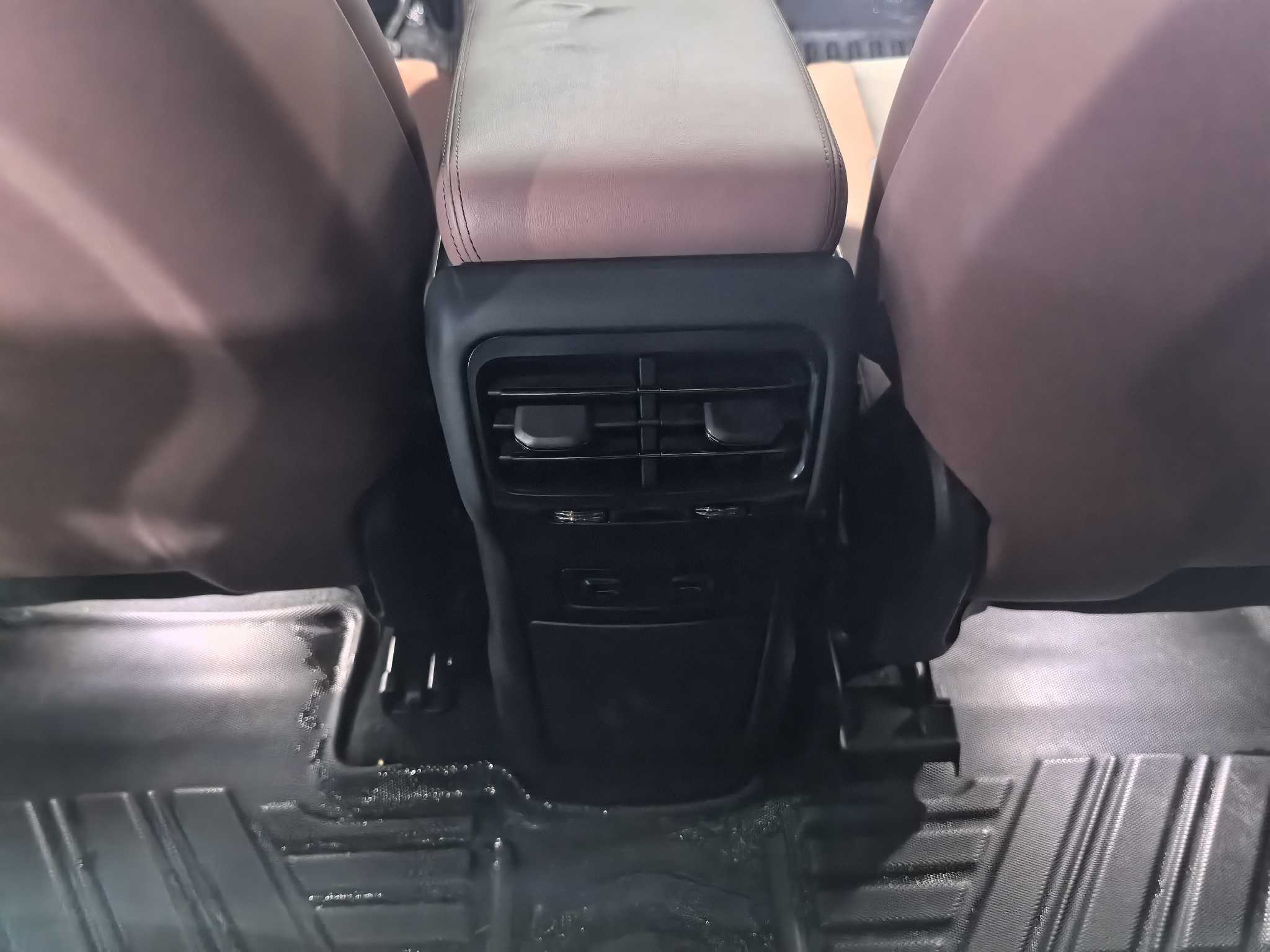 蔚来 蔚来EC6 2021 汽车图片 #9