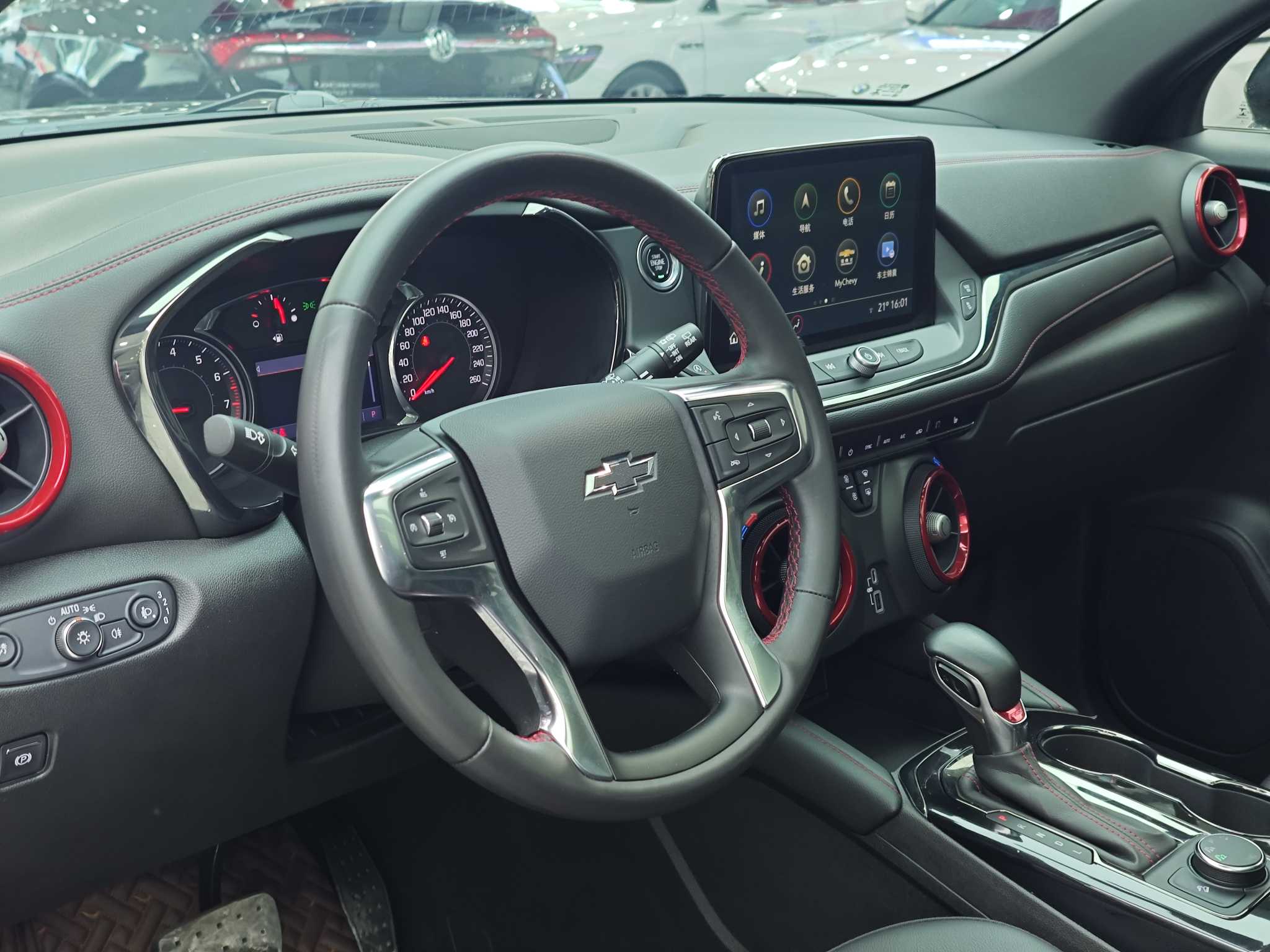 Chevrolet Blazer 2021 изображение автомобиля #9