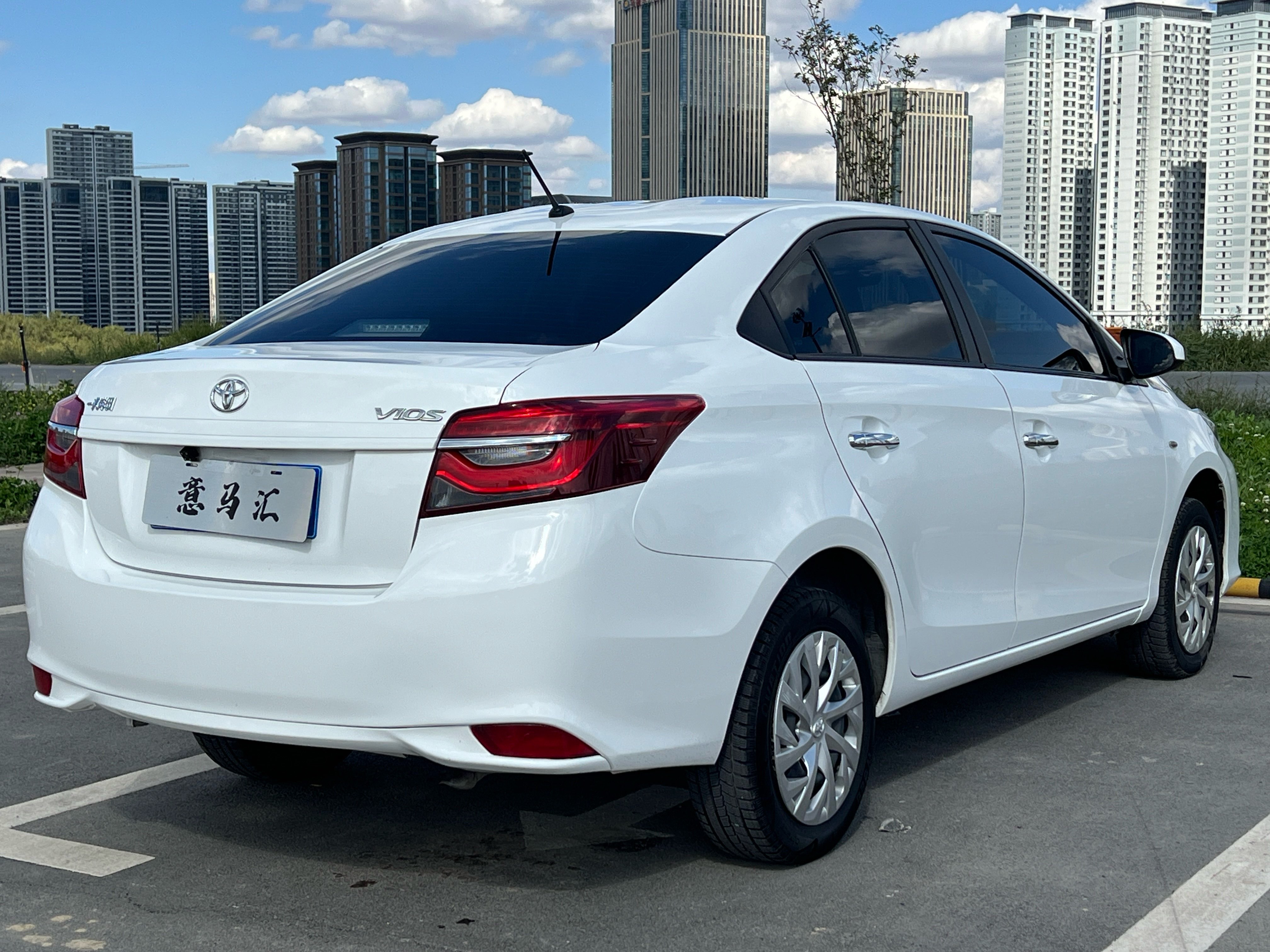 Toyota Vios 2022 car image #9