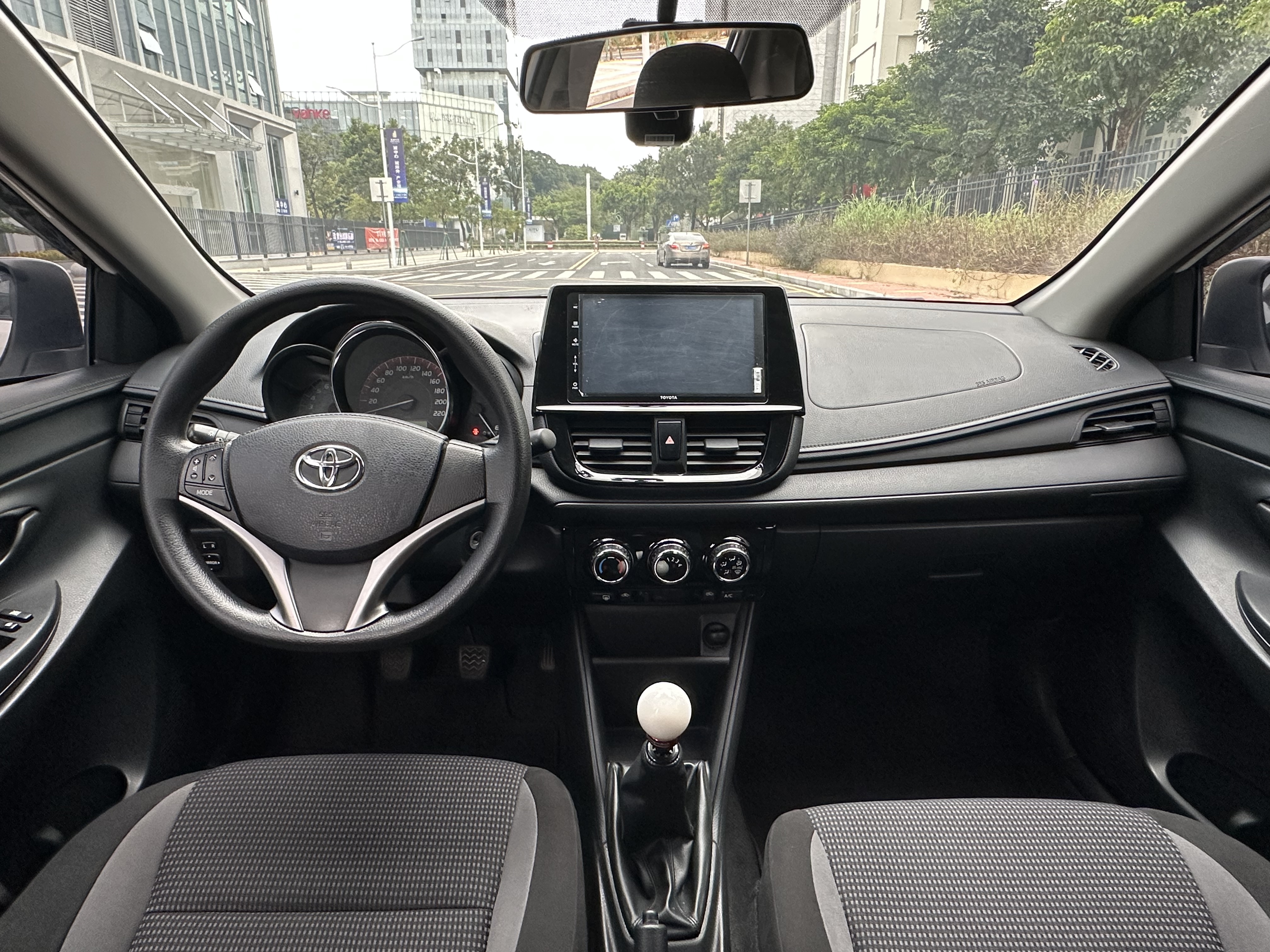 Toyota Vios FS 2021 immagine di auto #9