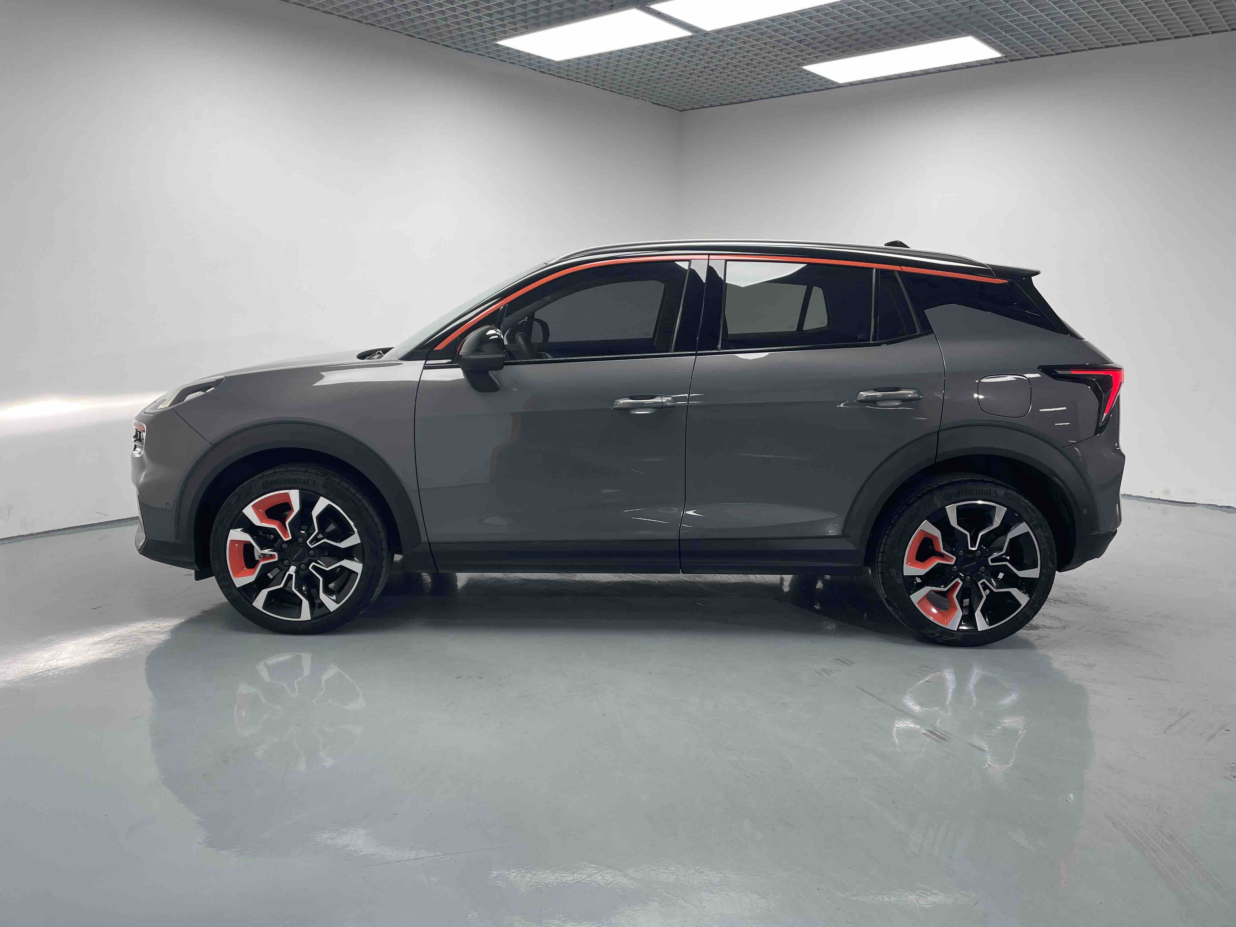 Lynk & Co 06 2021 #9 Lynk & Co 06 2021 car image #9