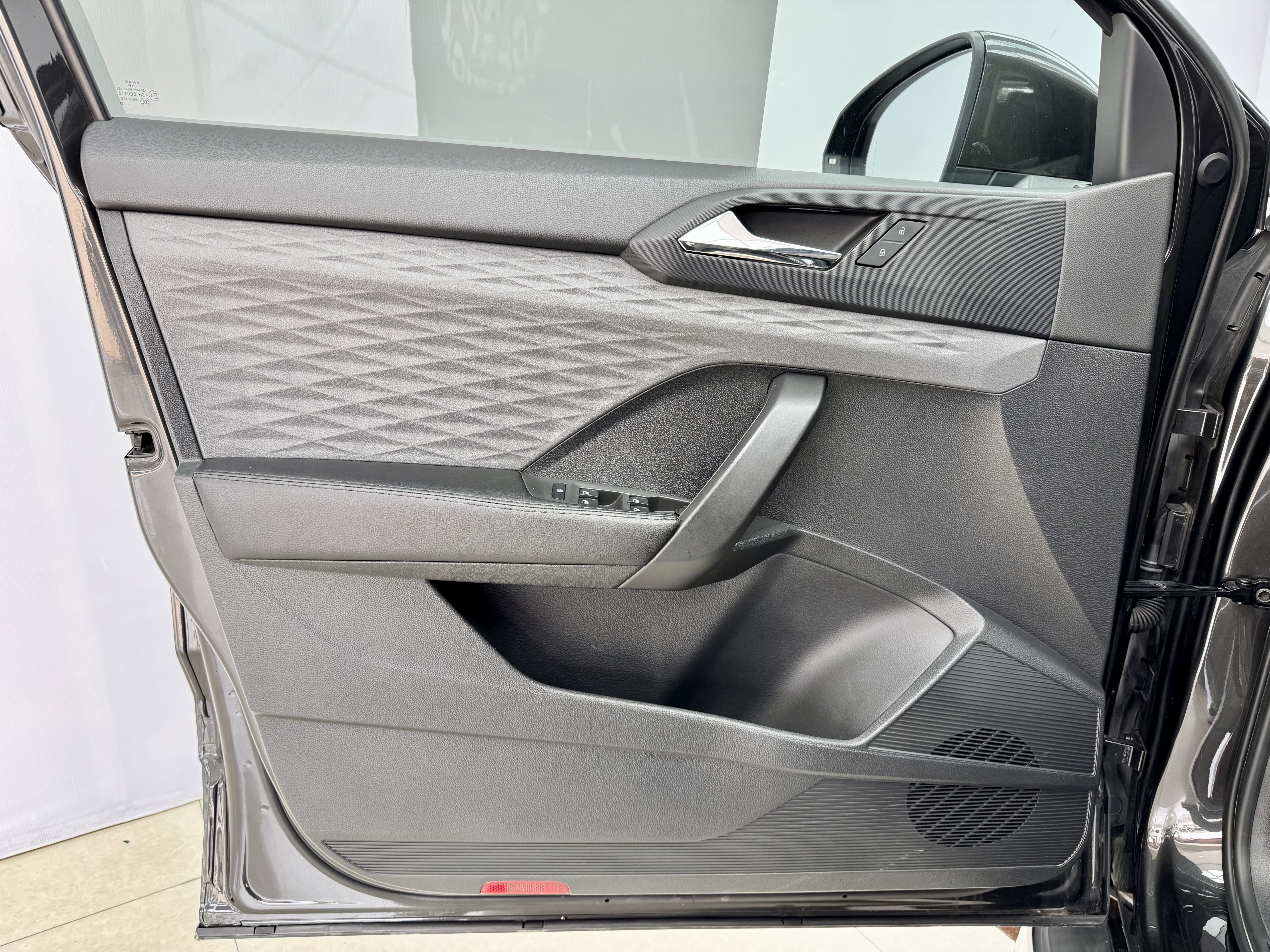 Volkswagen Tharu 2020 #9 Volkswagen Tharu 2020 car image #9