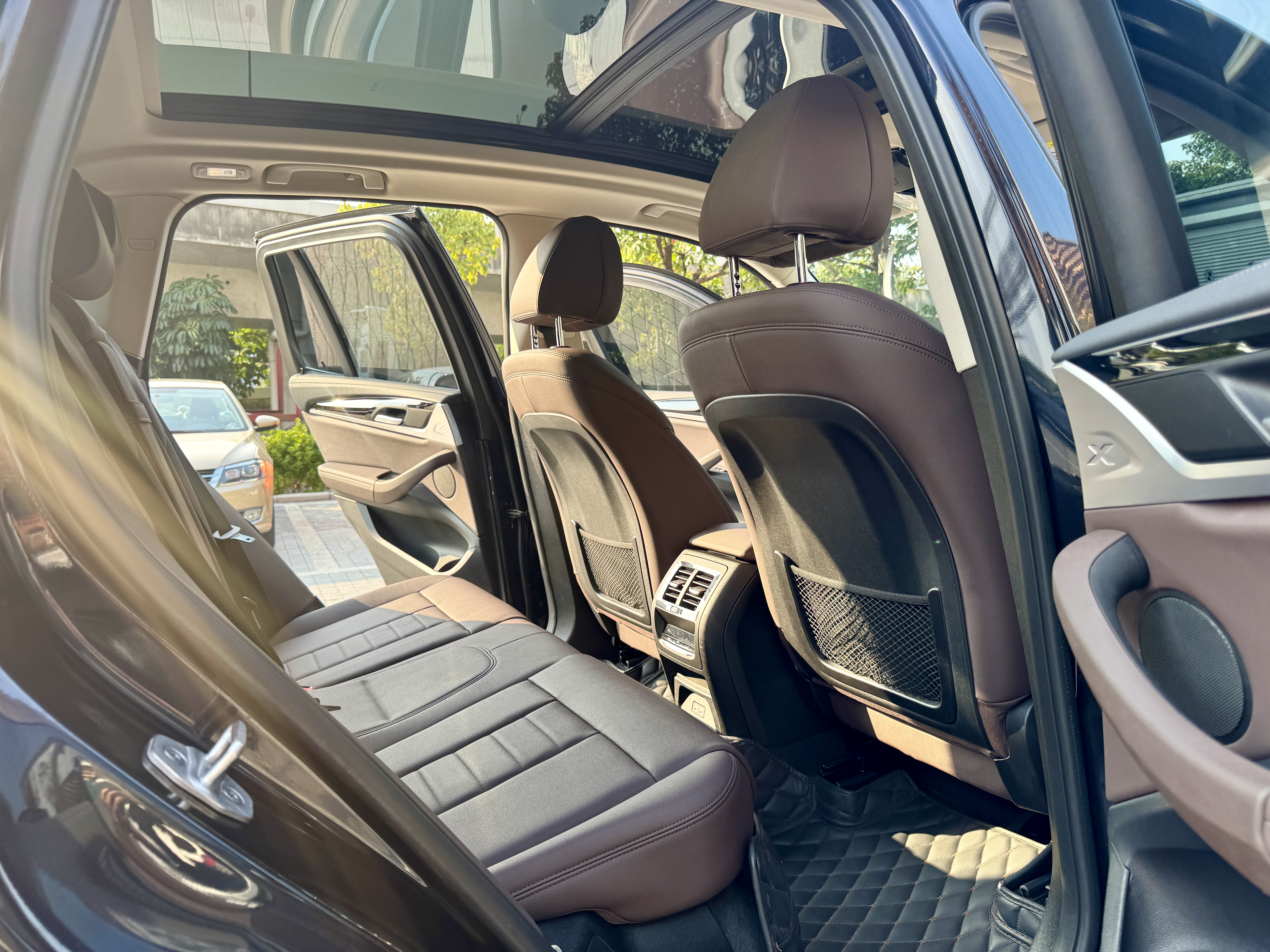 BMW X3 2021 car image #9