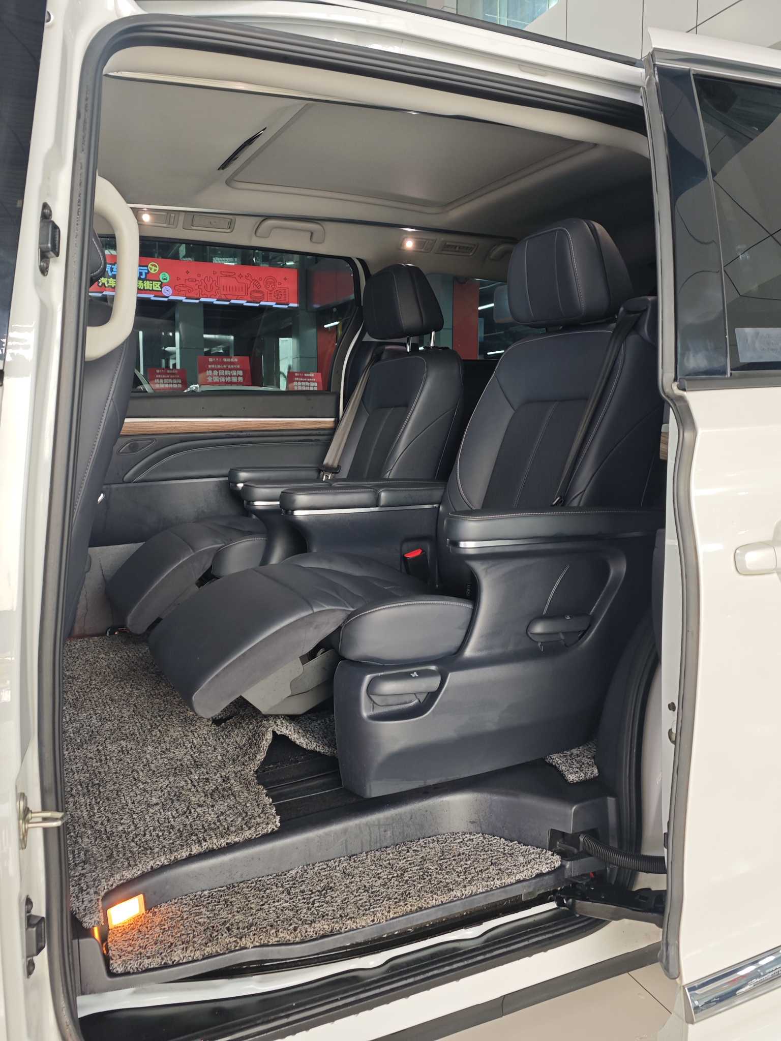 广汽传祺 传祺M8 2022 汽车图片 #9