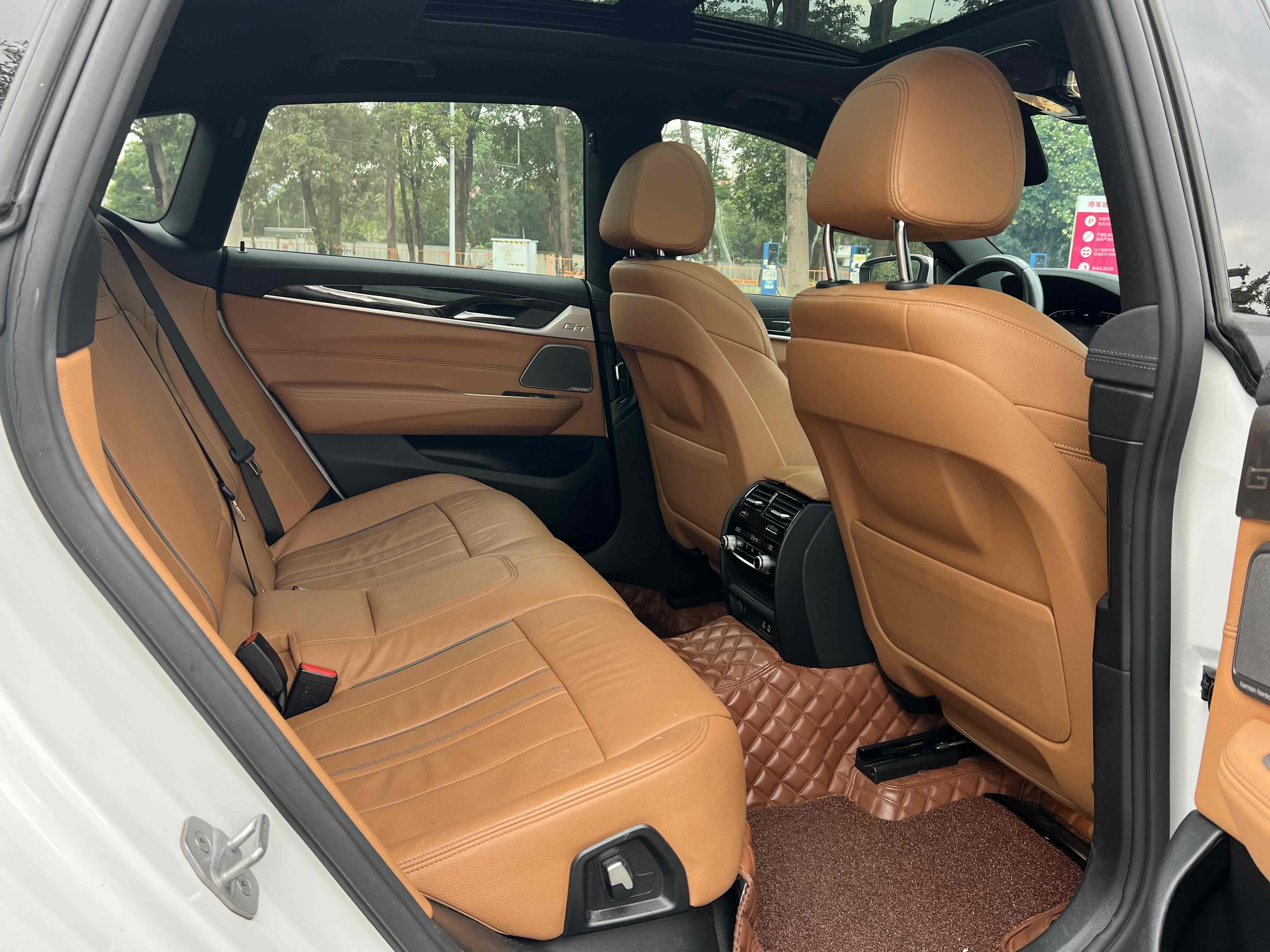 BMW 6 Series GT 2020 #9 BMW 6 Series GT 2020 immagine di auto #9