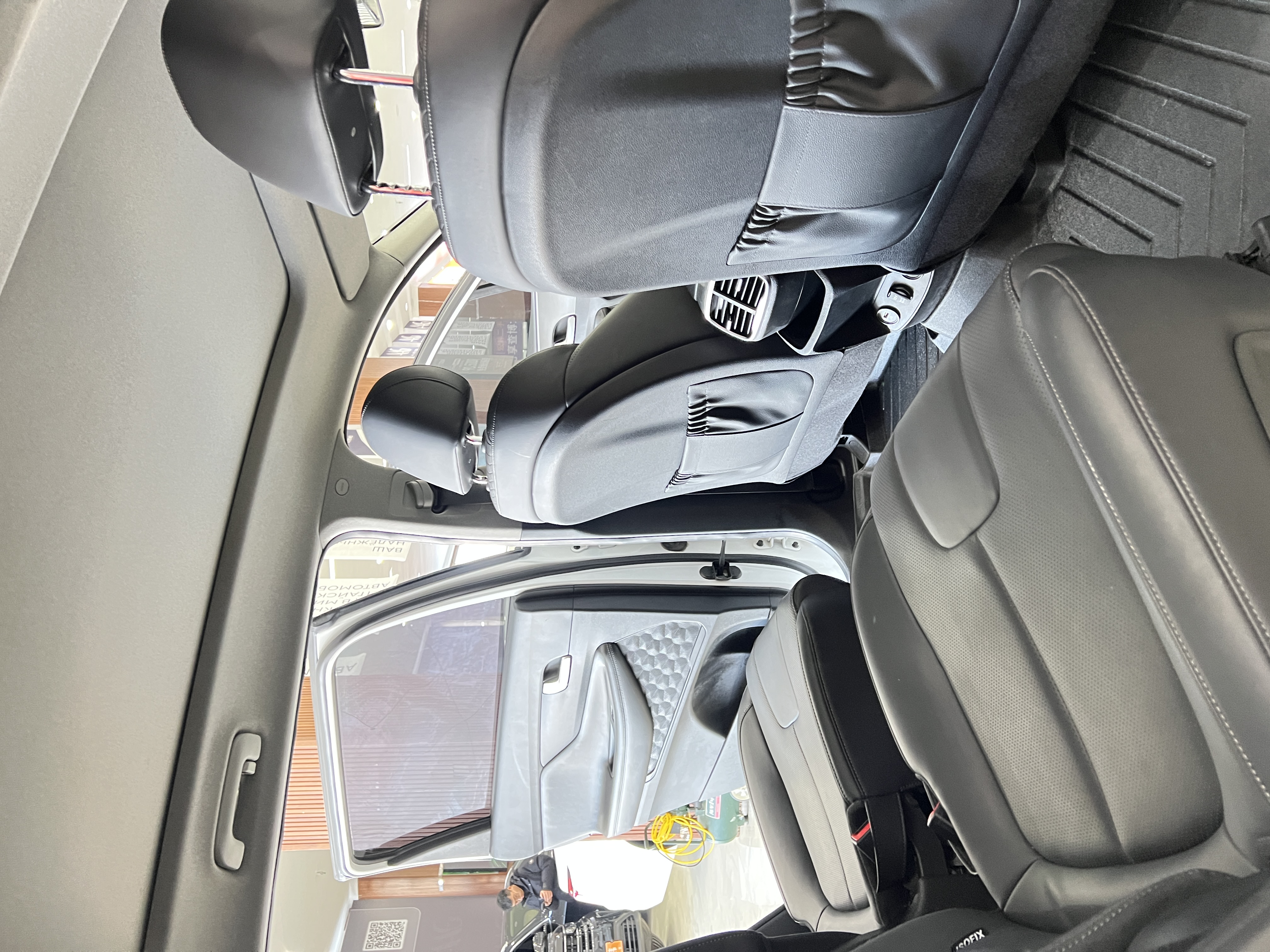 Hyundai Santa Fe 2021 car image #9