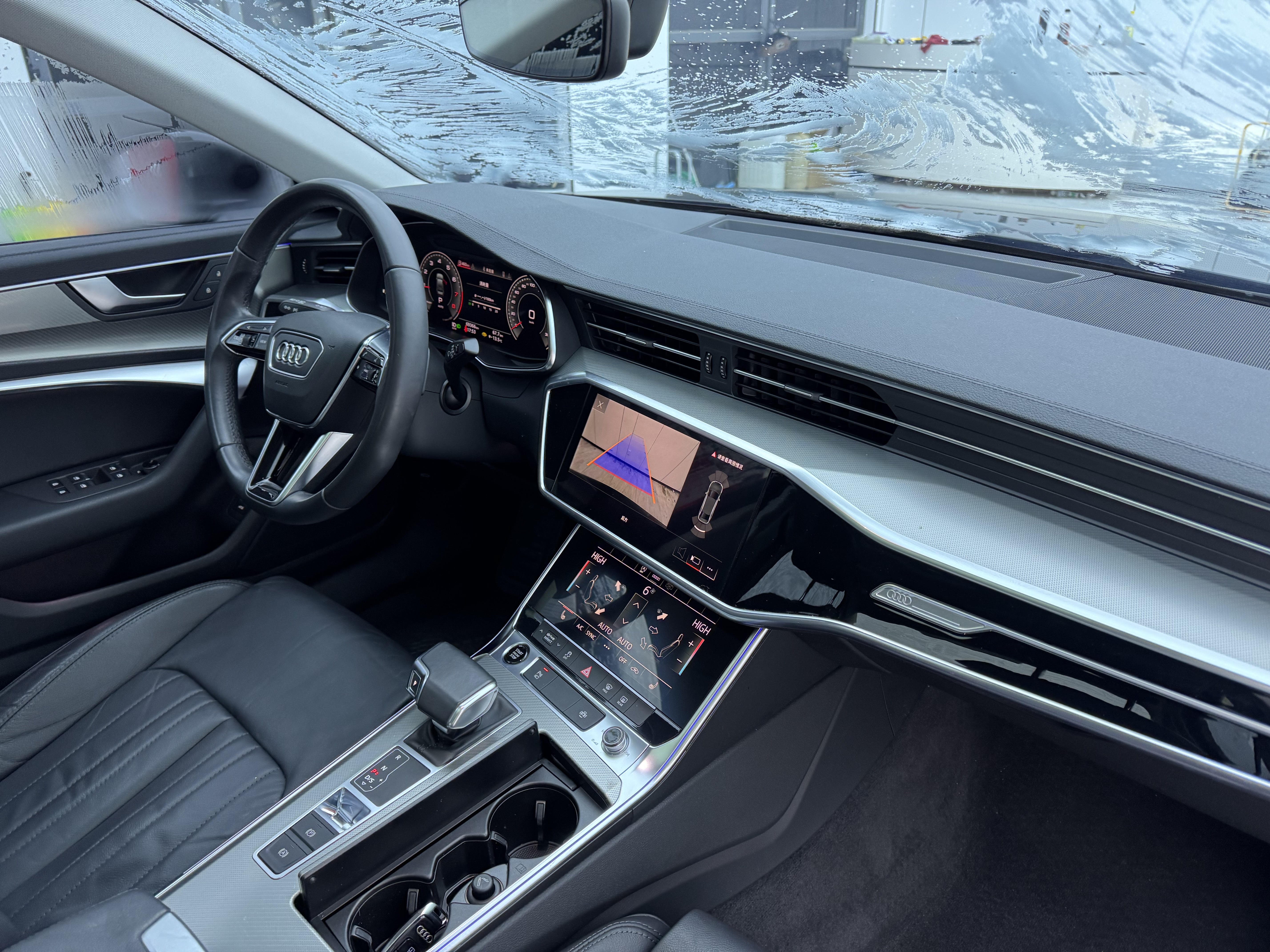 Audi A6L 2021 car image #9