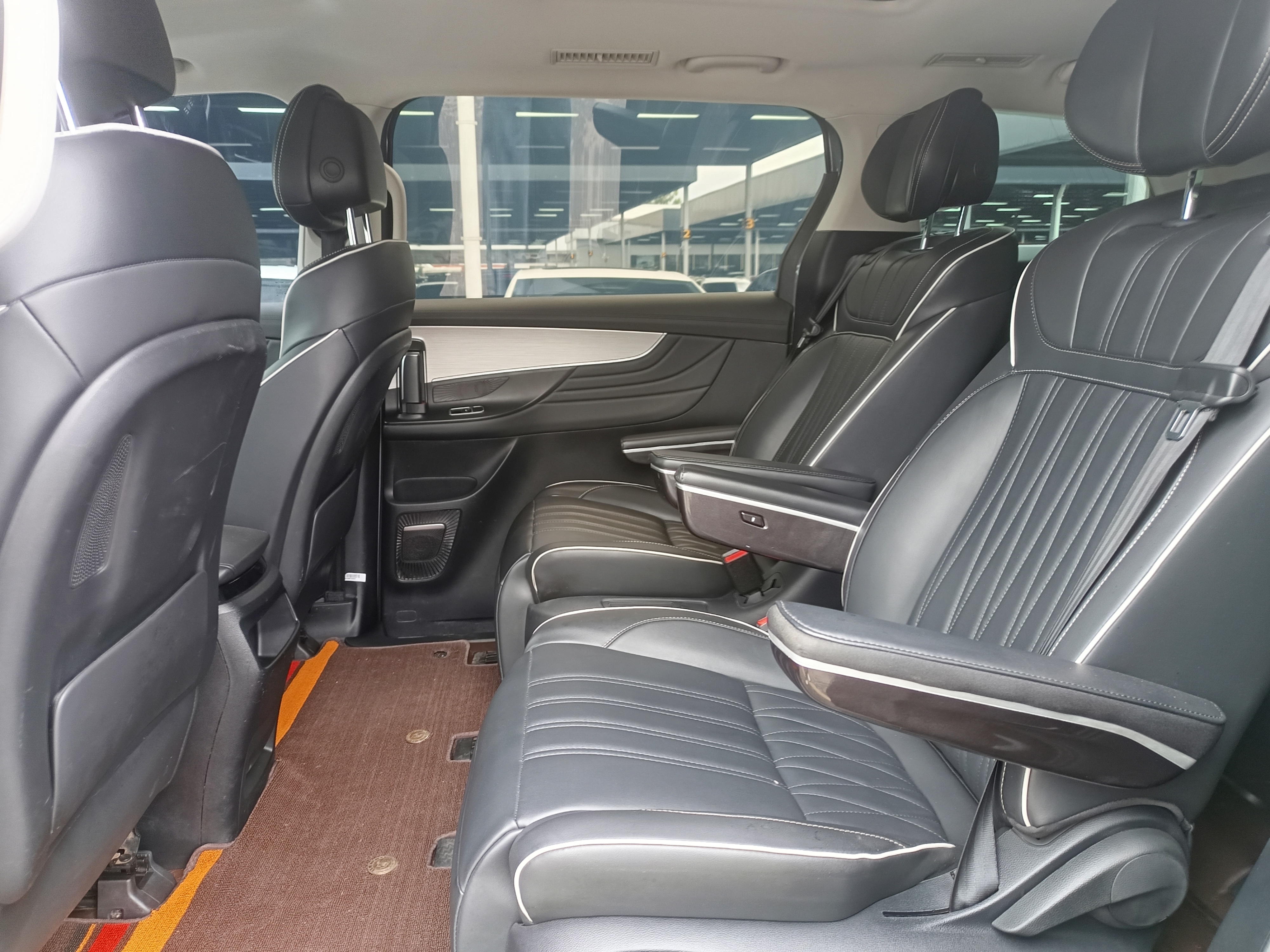 荣威 荣威iMAX8 2022 汽车图片 #9