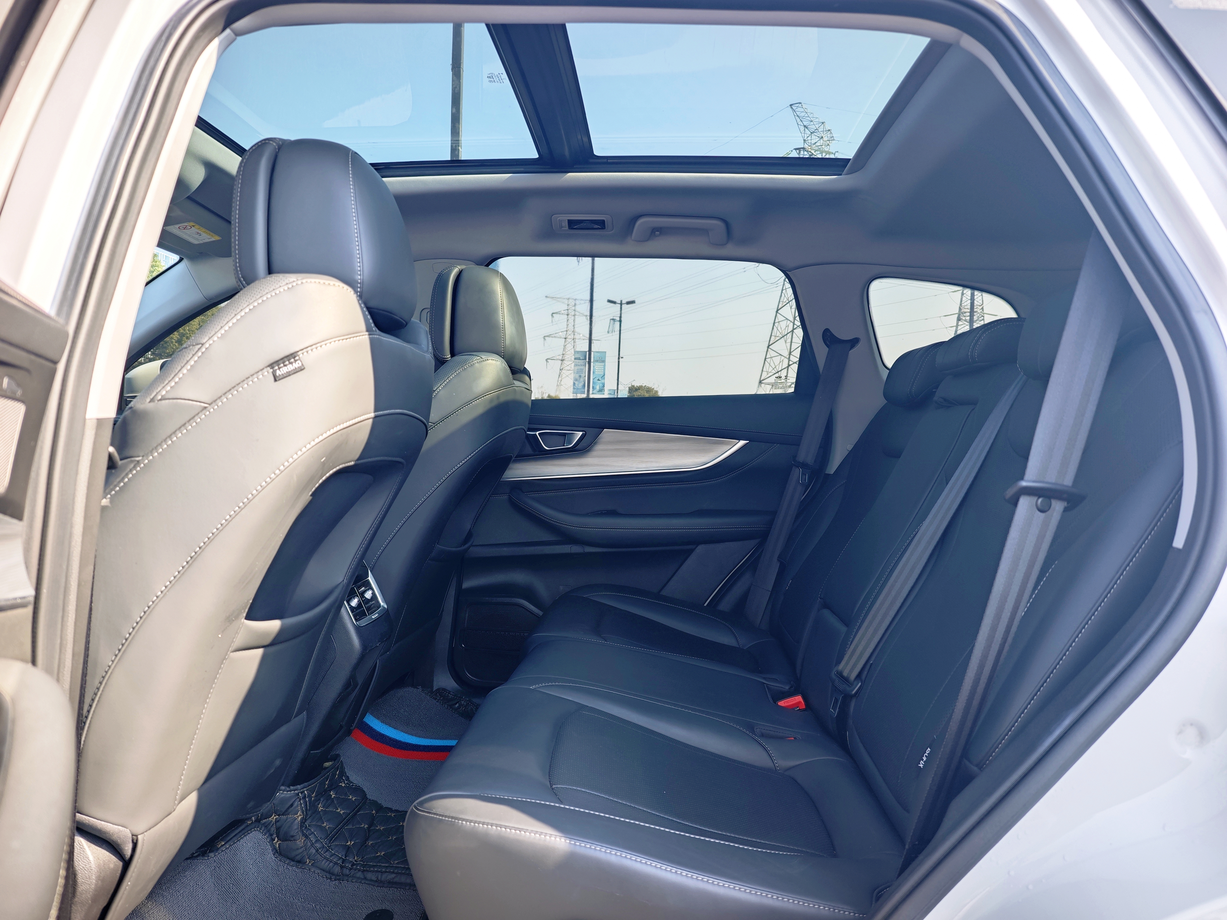 Chery Tiggo 8 Plus 2022 car image #9