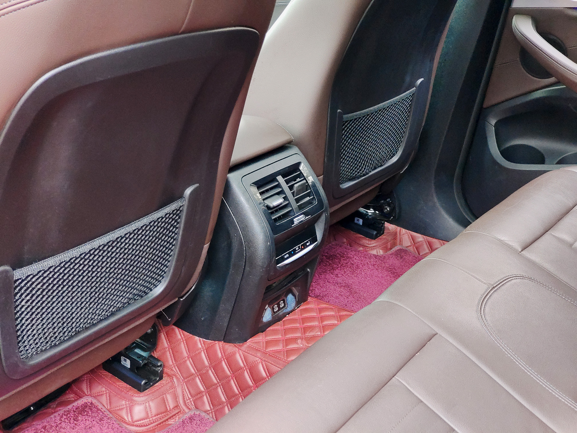 BMW X4 2021 صورة سيارة #9