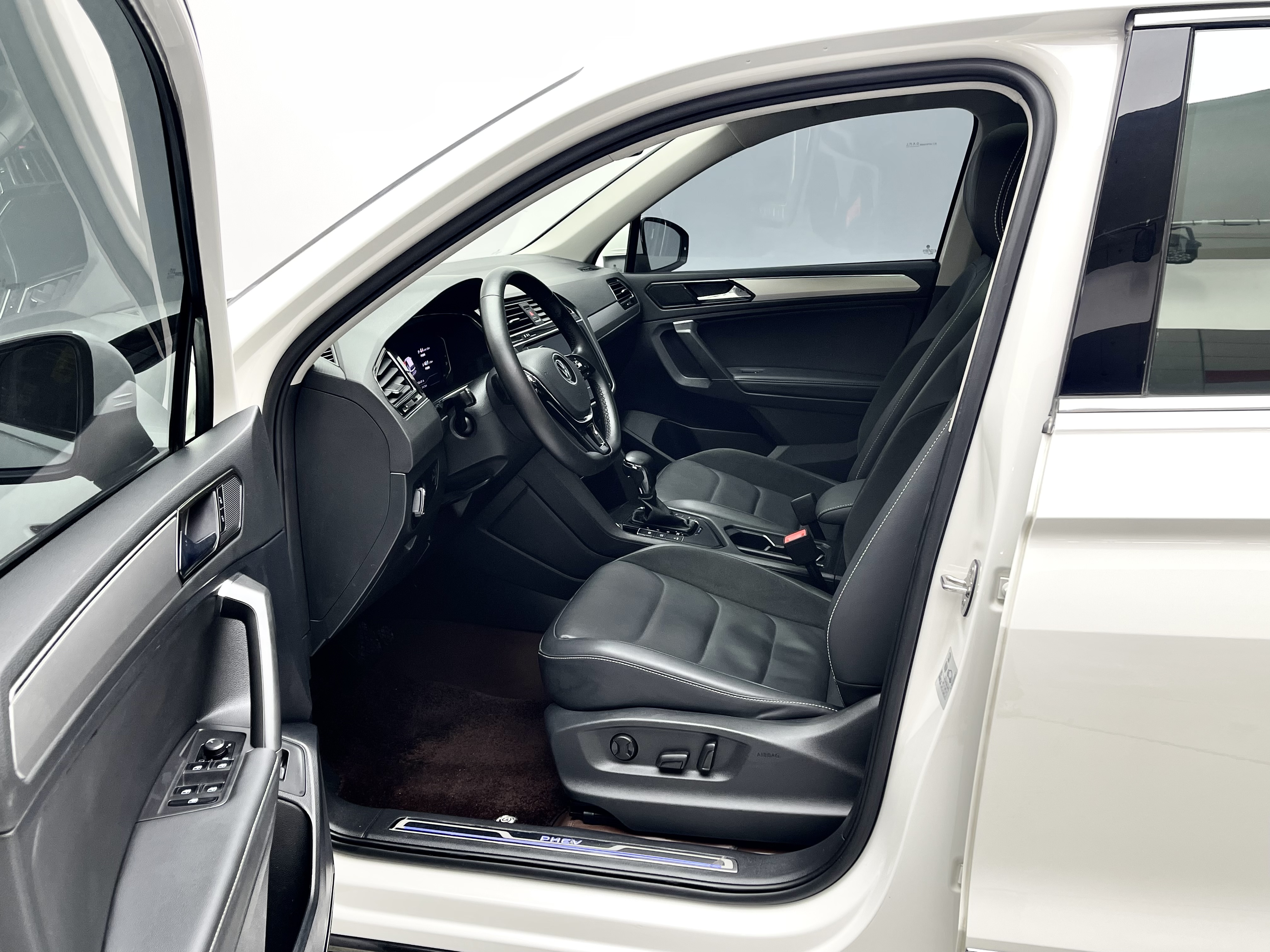 Volkswagen Tiguan L New Energy 2021 imagen de coche #9