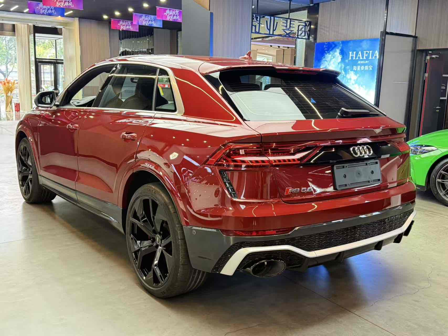 Audi RS Q8 2021 #9 Audi RS Q8 2021 car image #9