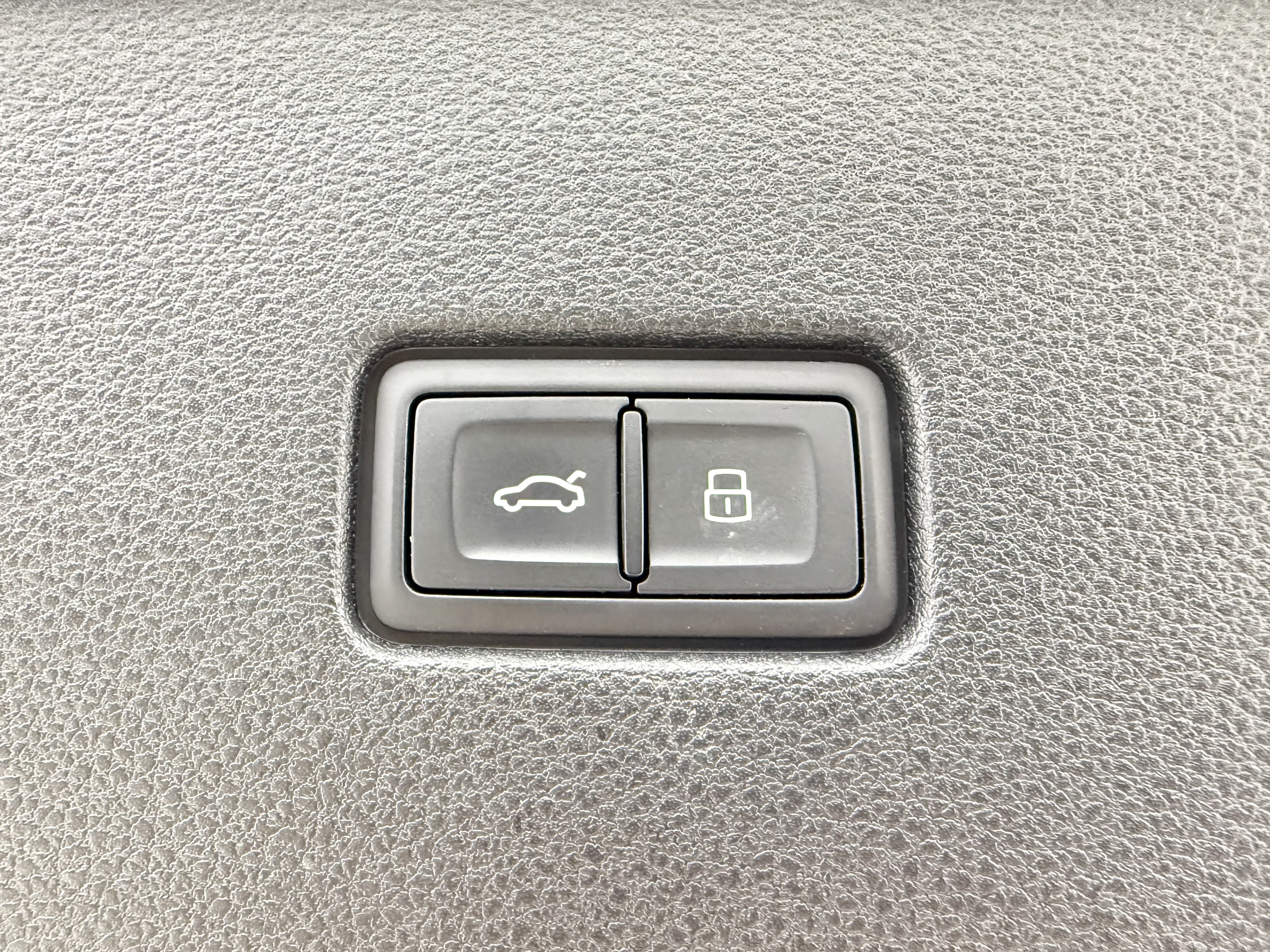 Audi Q8 2020 #9 Audi Q8 2020 car image #9