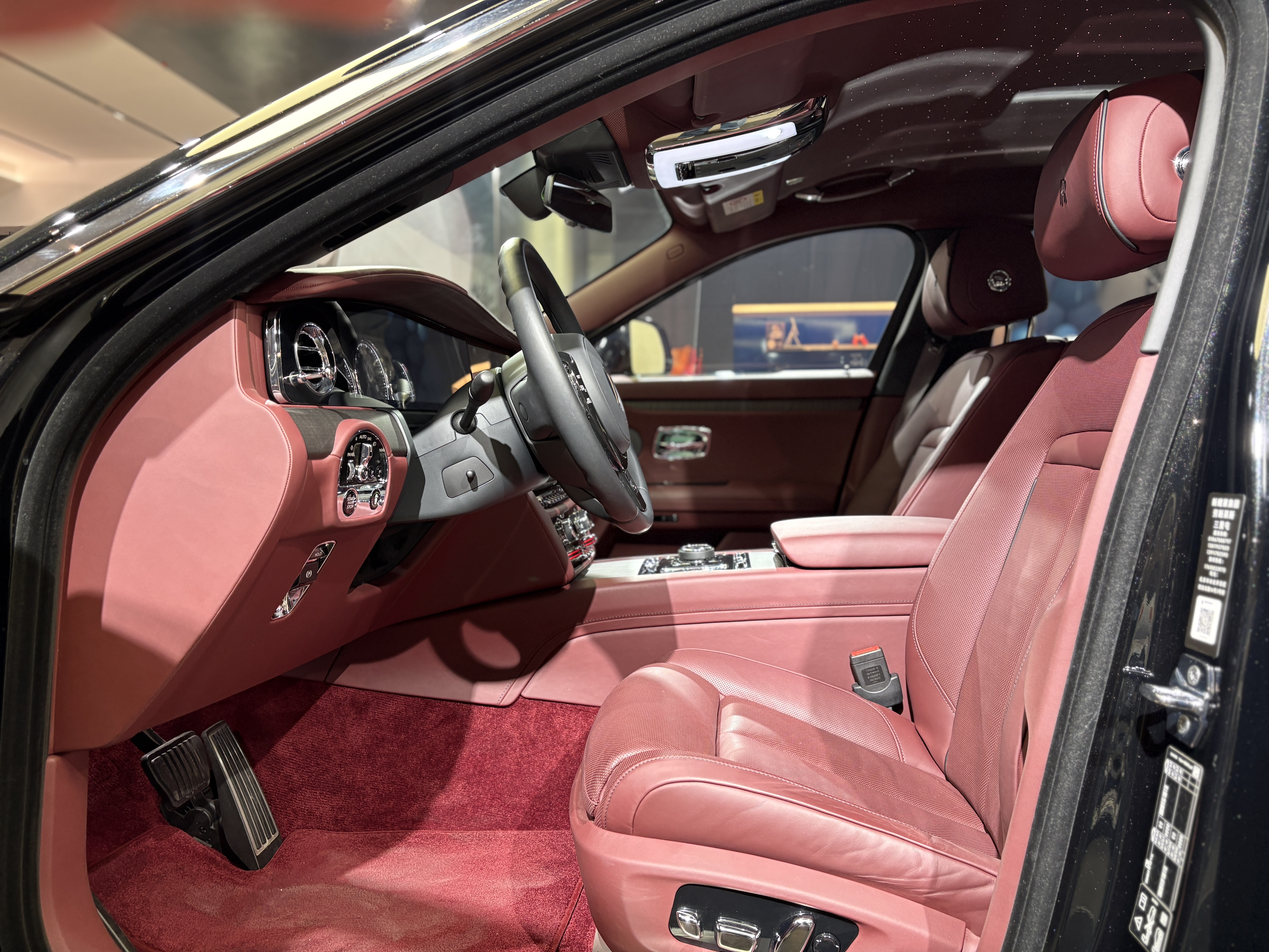 劳斯莱斯 古思特 2022 #9 劳斯莱斯 古思特 2022 汽车图片 #9