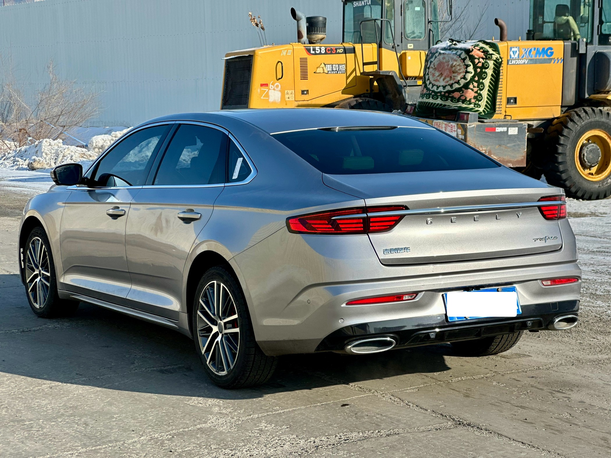 GEELY Preface 2022 car image #9