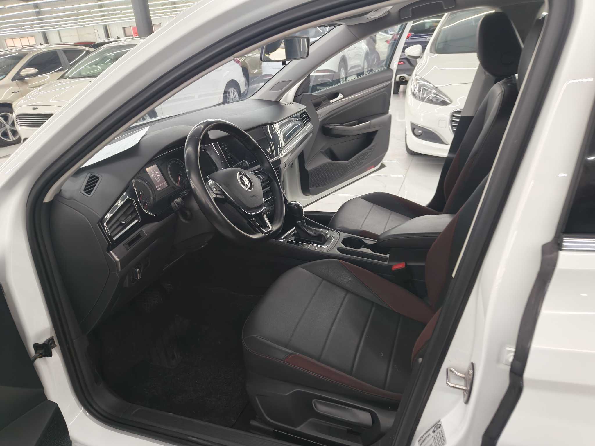 Volkswagen Bora 2021 imagem de carro #9