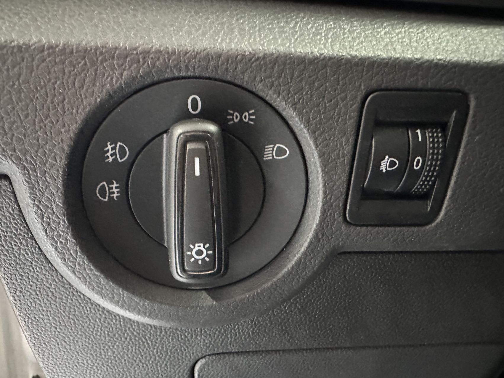 Volkswagen T-Cross 2021 #9 Volkswagen T-Cross 2021 car image #9