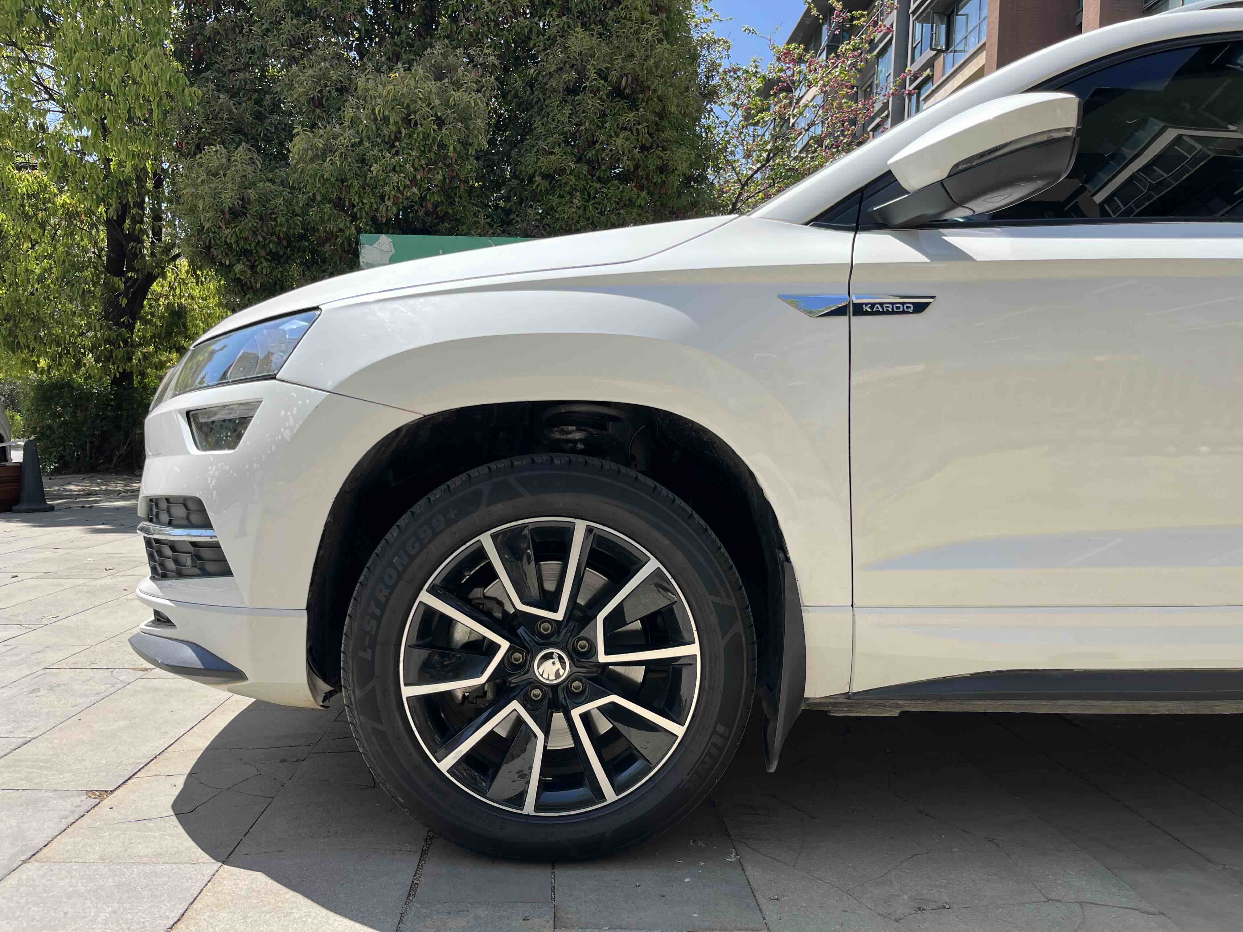 Skoda Karoq 2022 изображение автомобиля #9