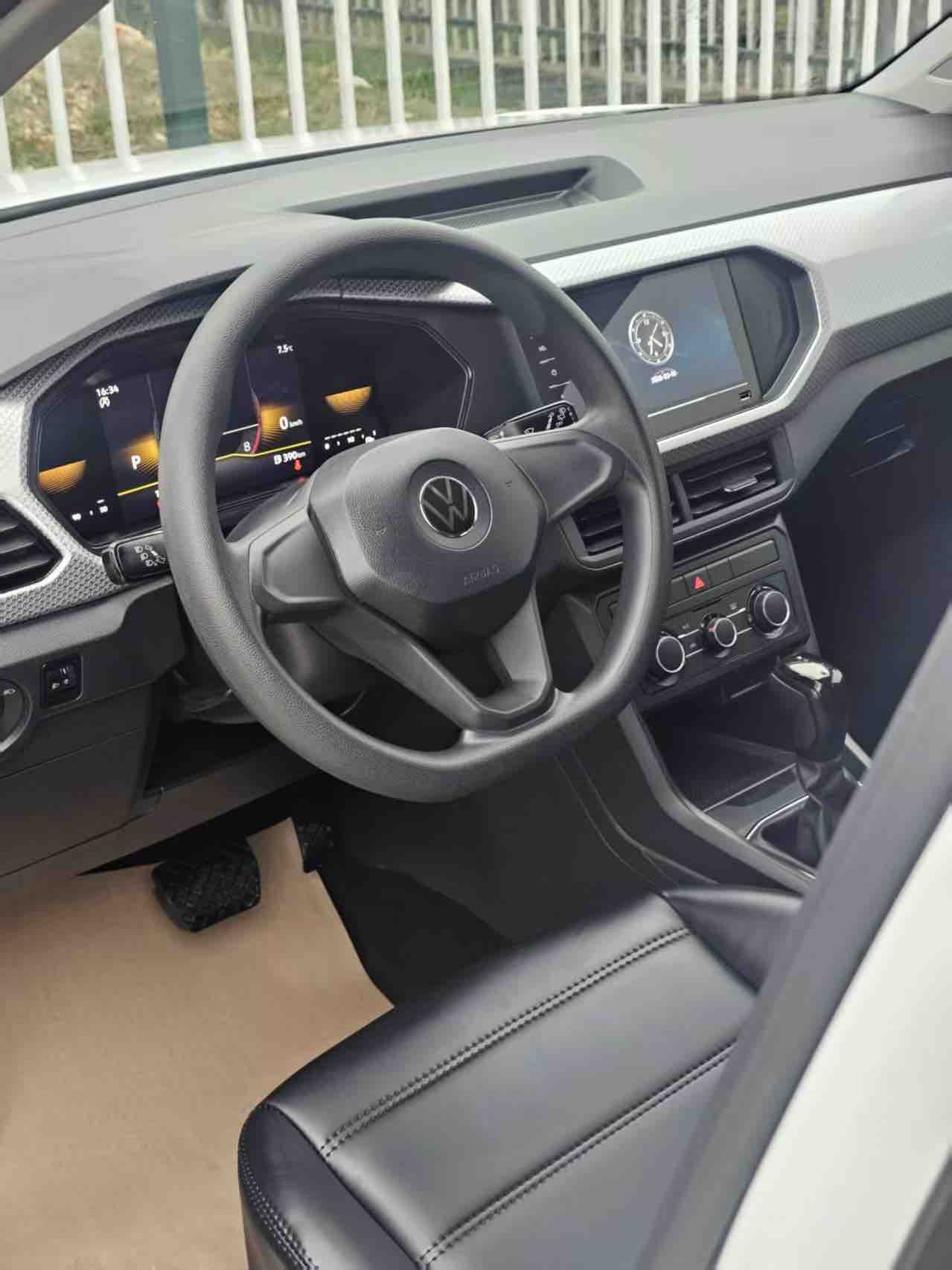 Volkswagen Tacqua 2023 car image #9