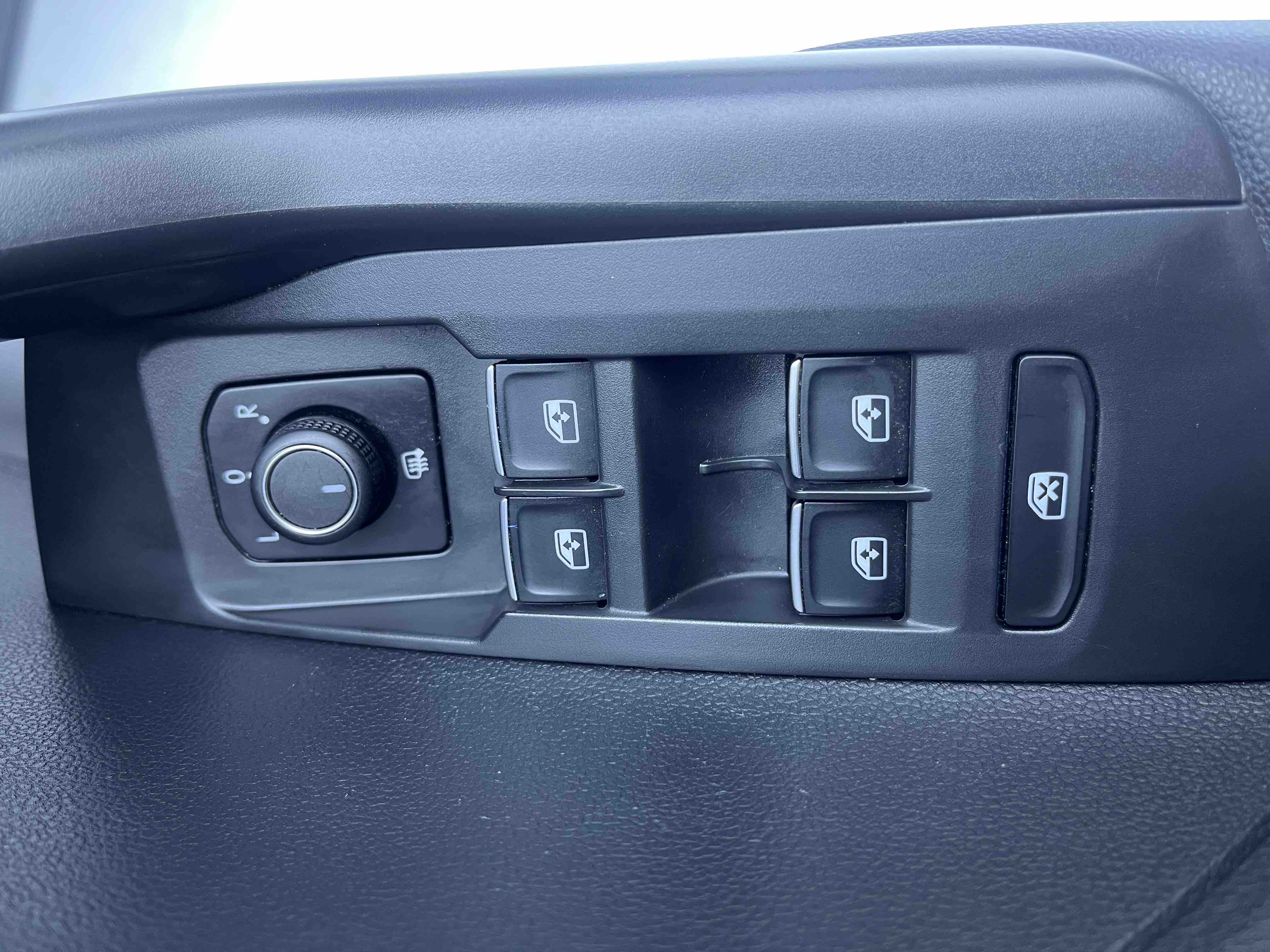 Volkswagen Tacqua 2023 car image #9