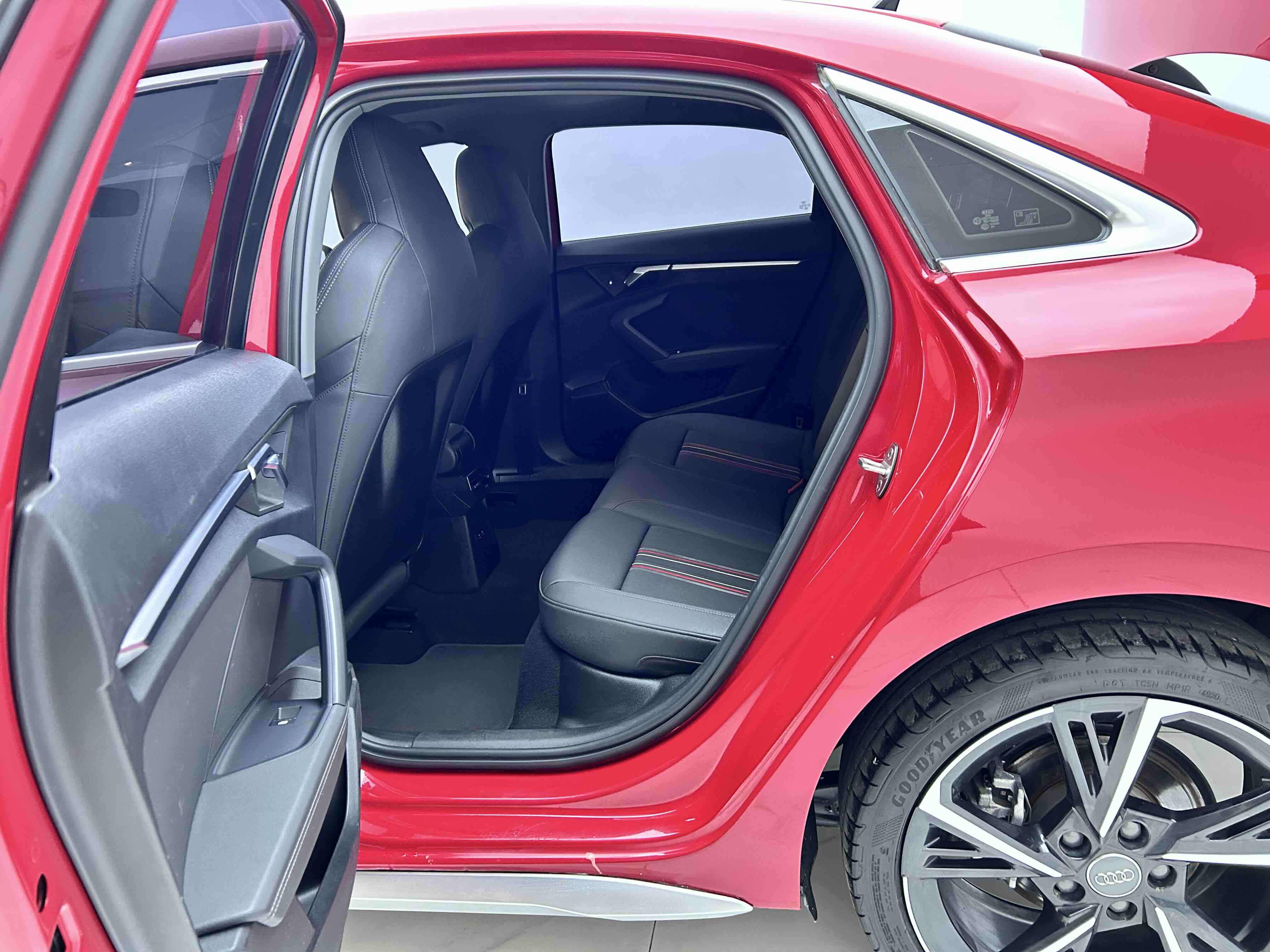 Audi A3 2021 immagine di auto #9