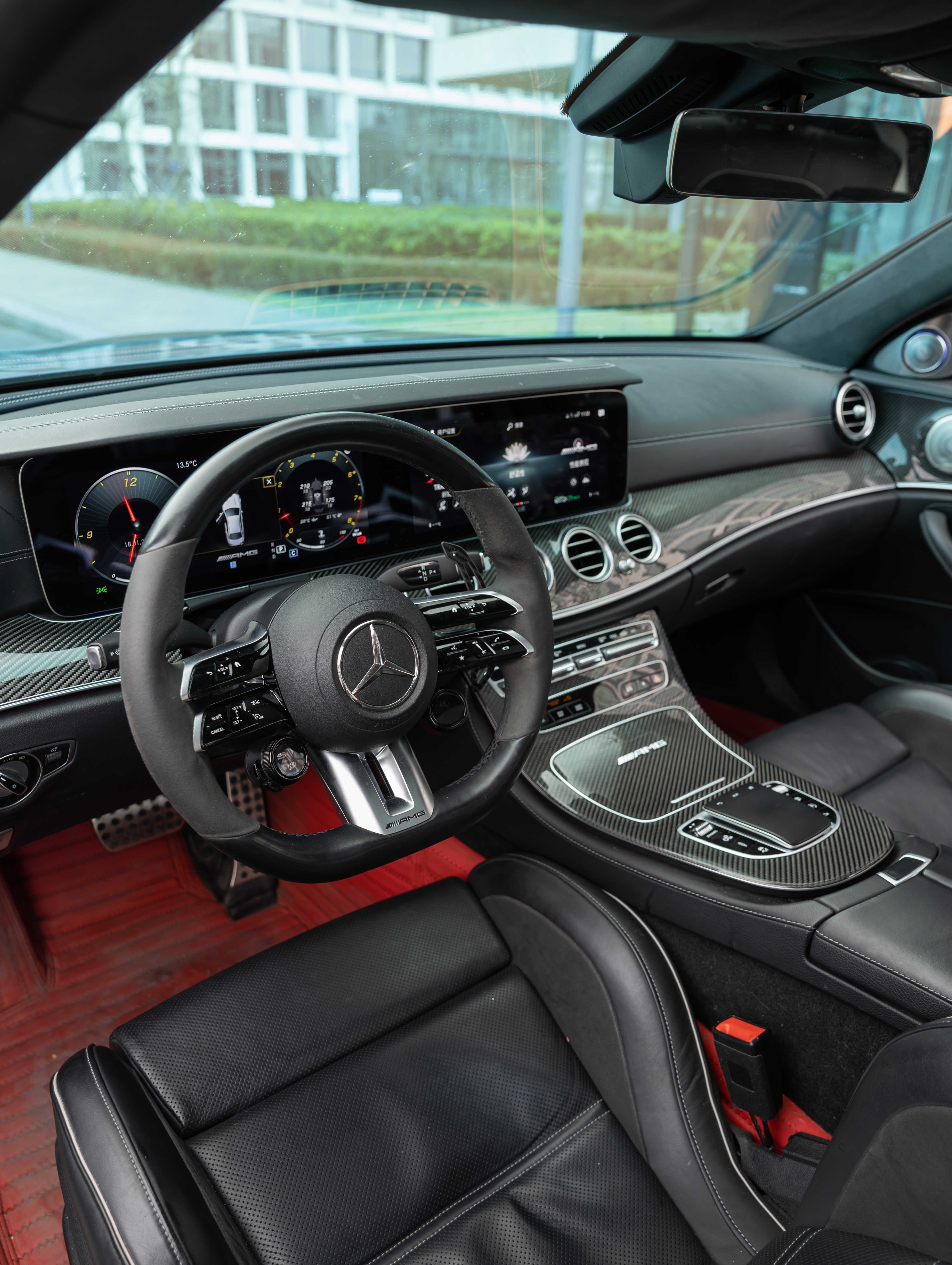 Mercedes-Benz E AMG 2021 صورة سيارة #9