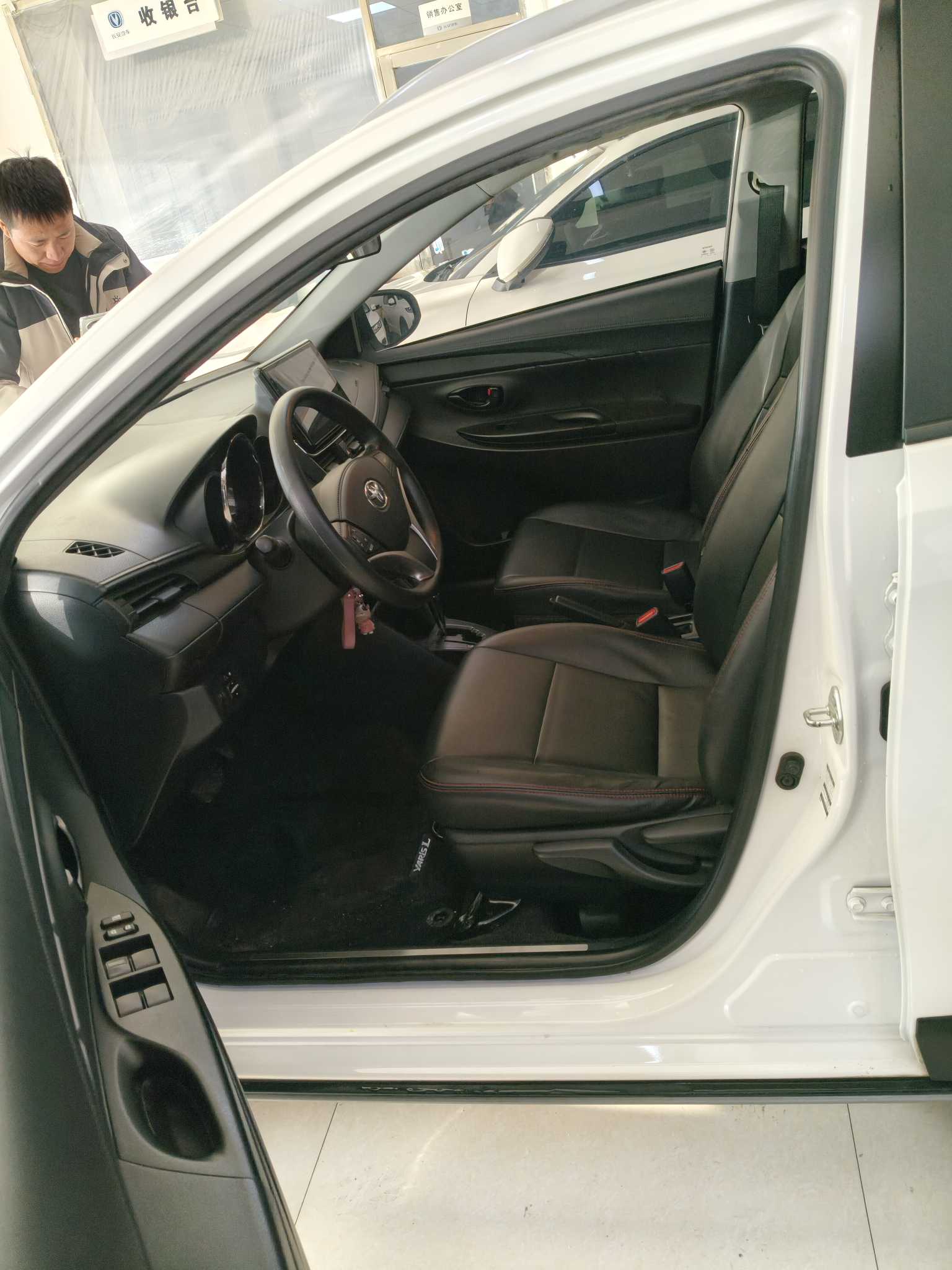 Yaris L Zhixuan 2022 car image #9