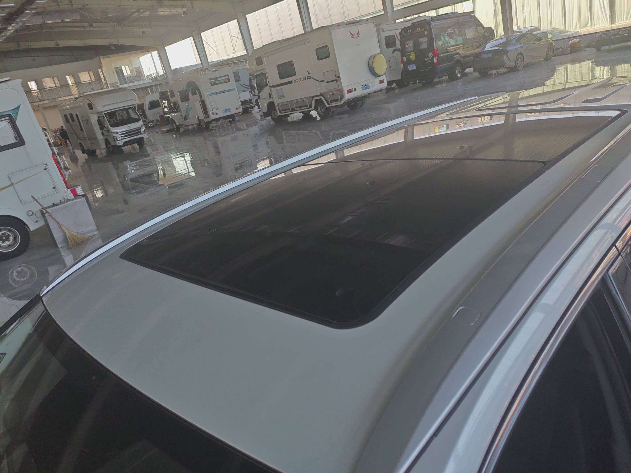 Toyota Highlander 2022 image de voiture #9