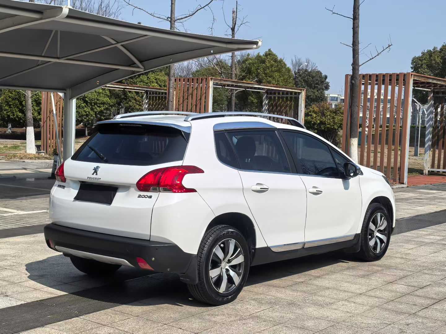 标致 标致2008 2015 汽车图片 #9