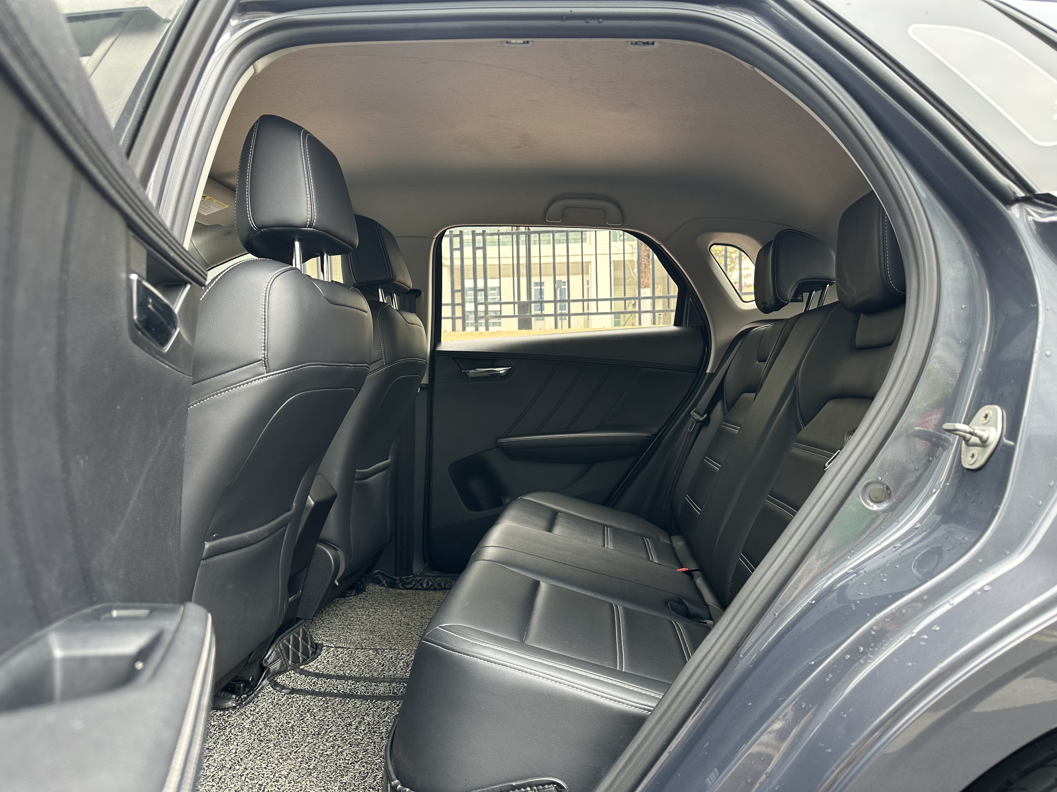 BYD e2 2020 изображение автомобиля #9