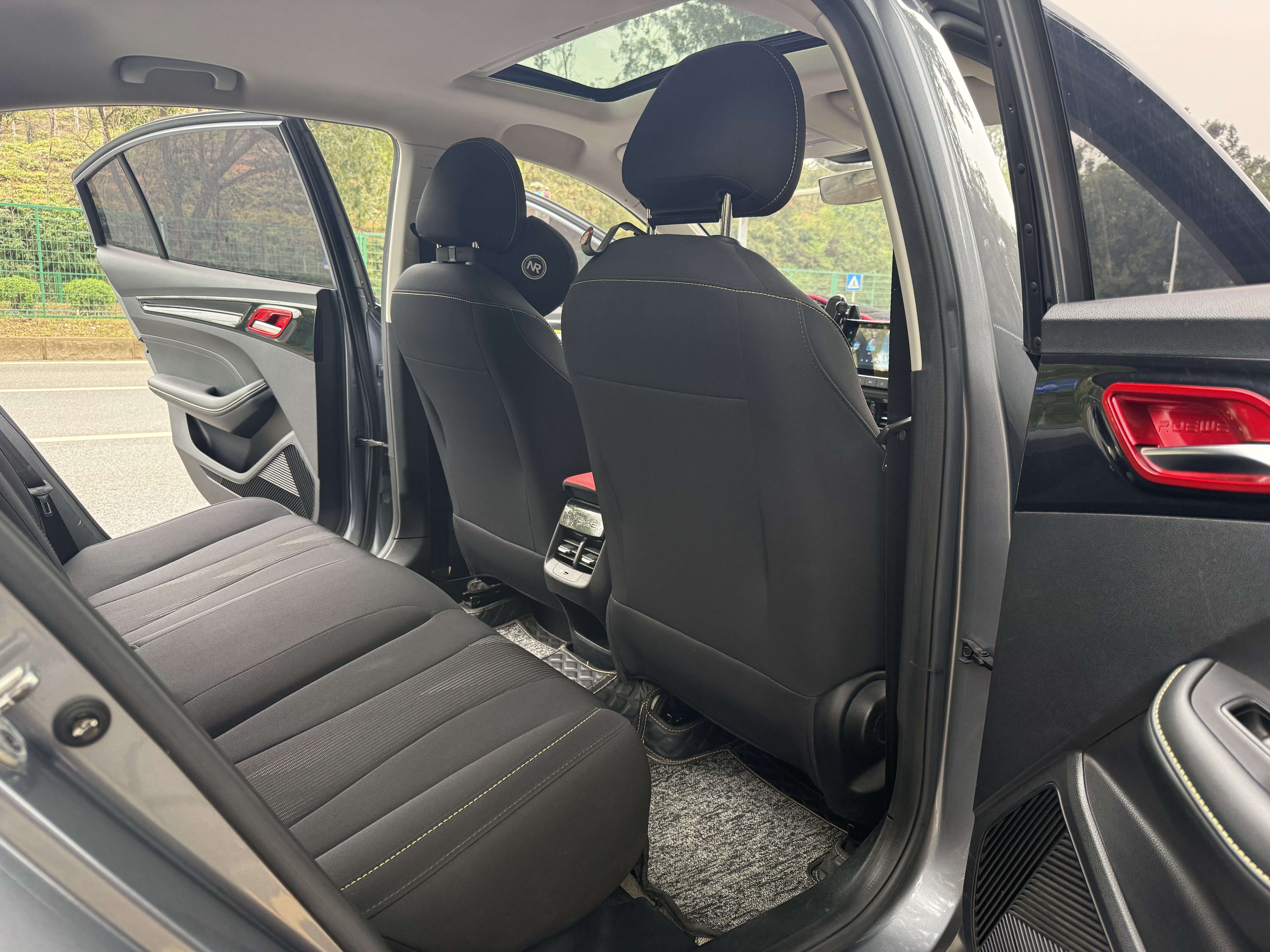 Roewe i5 2021 изображение автомобиля #9