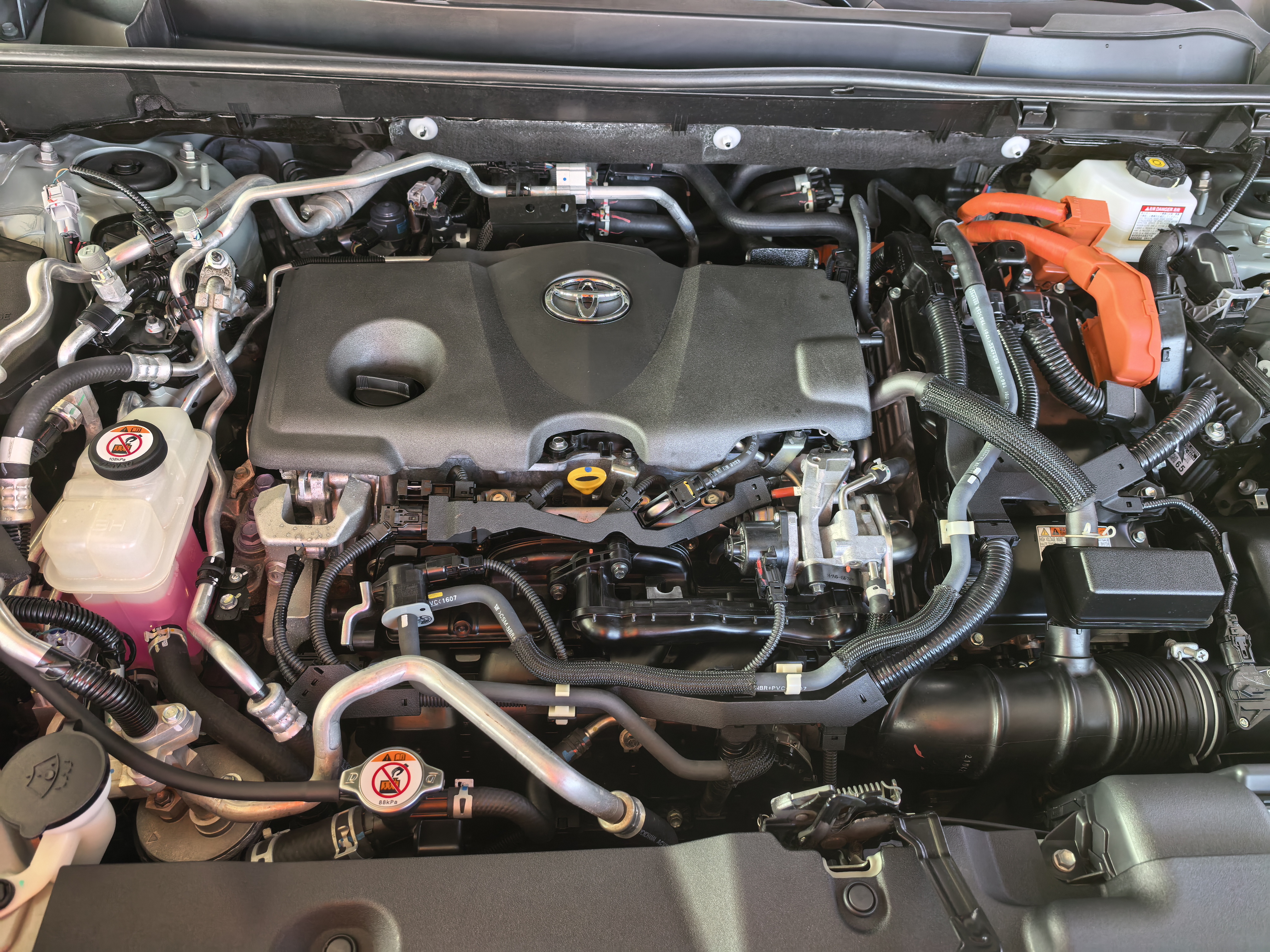 Toyota RAV4 Hybird E+ 2021 car image #9