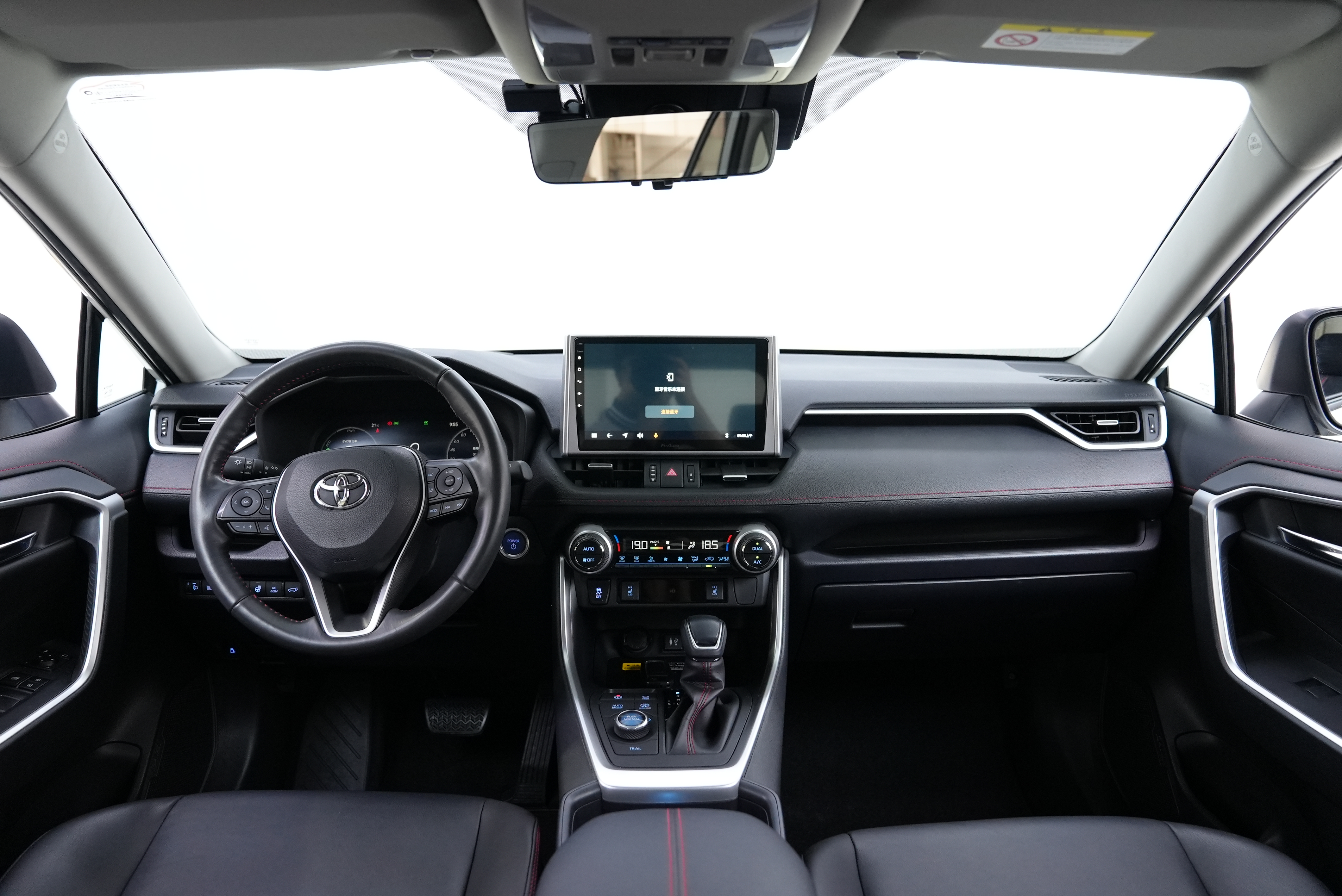 Toyota RAV4 Hybird E+ 2021 immagine di auto #9