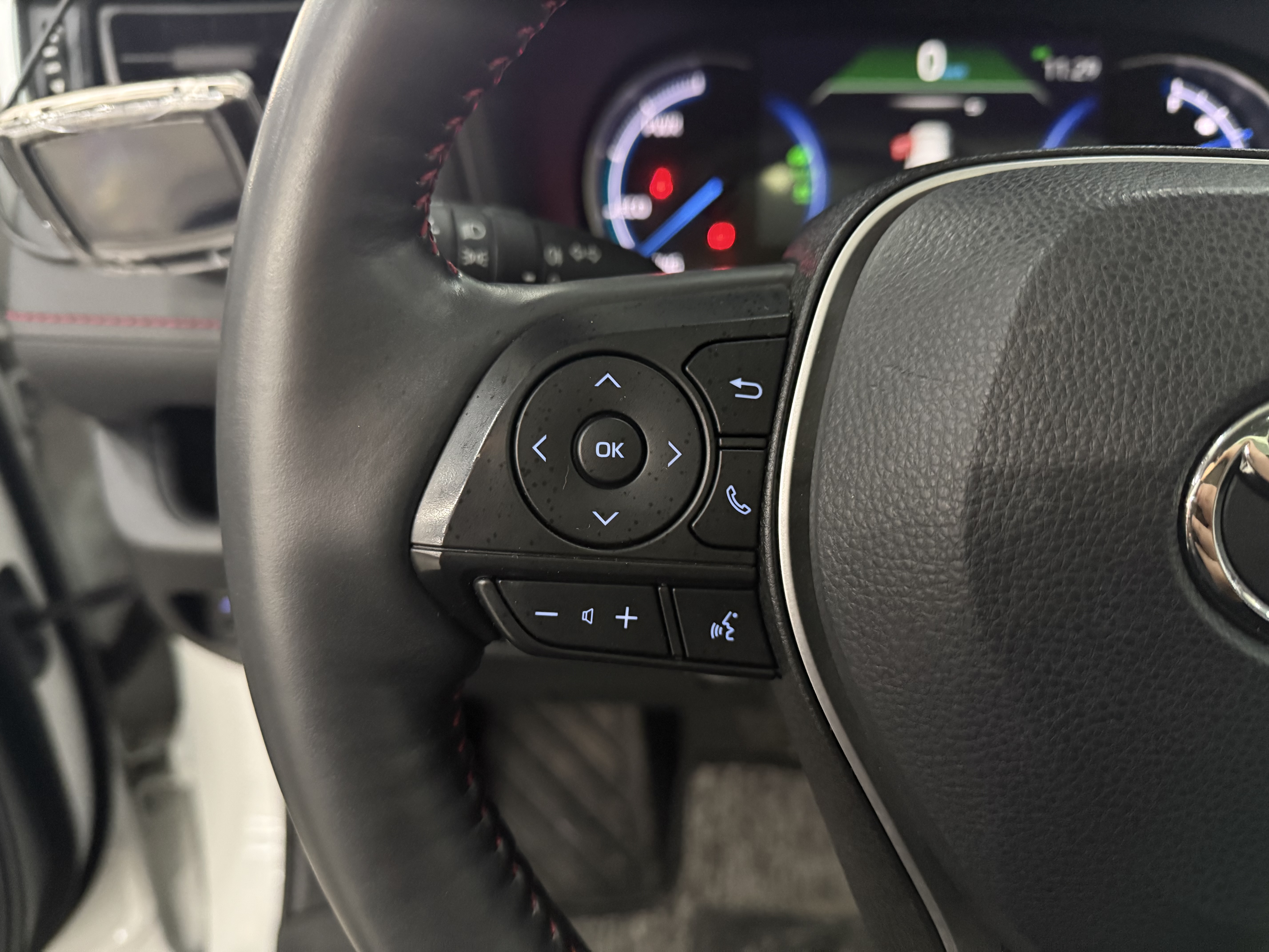 Toyota RAV4 Hybird E+ 2022 car image #9