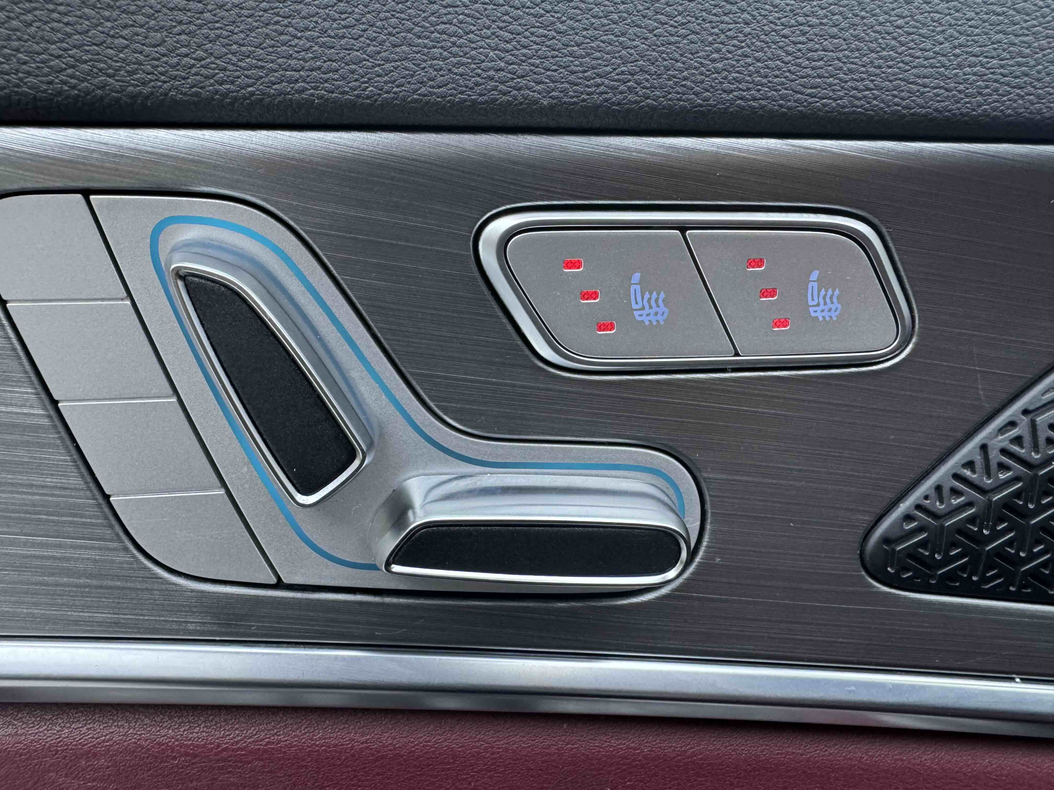 Jetour X70 PLUS 2022 #9 Jetour X70 PLUS 2022 car image #9