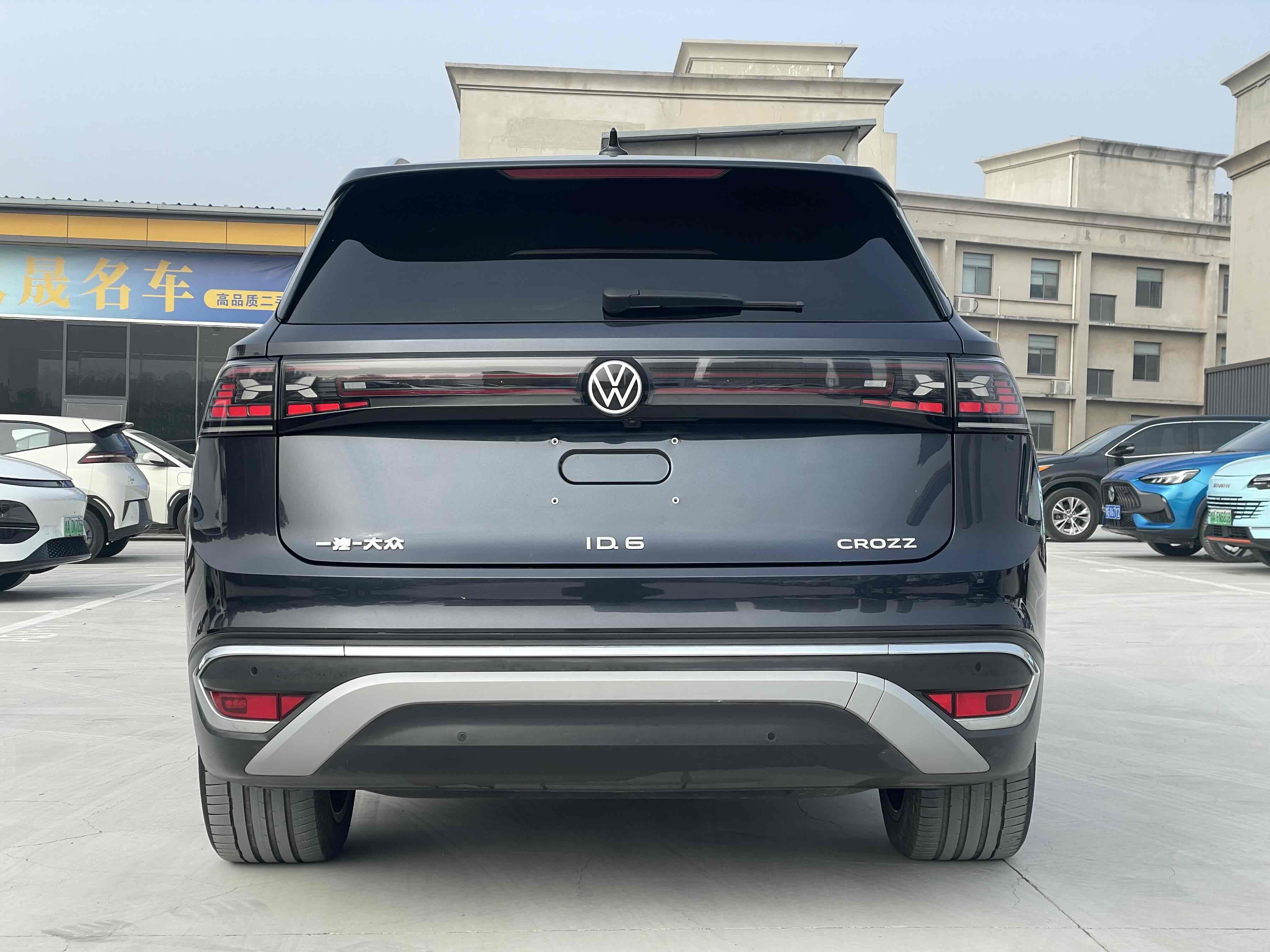 Volkswagen ID.6 Crozz 2022 #9 Volkswagen ID.6 Crozz 2022 immagine di auto #9