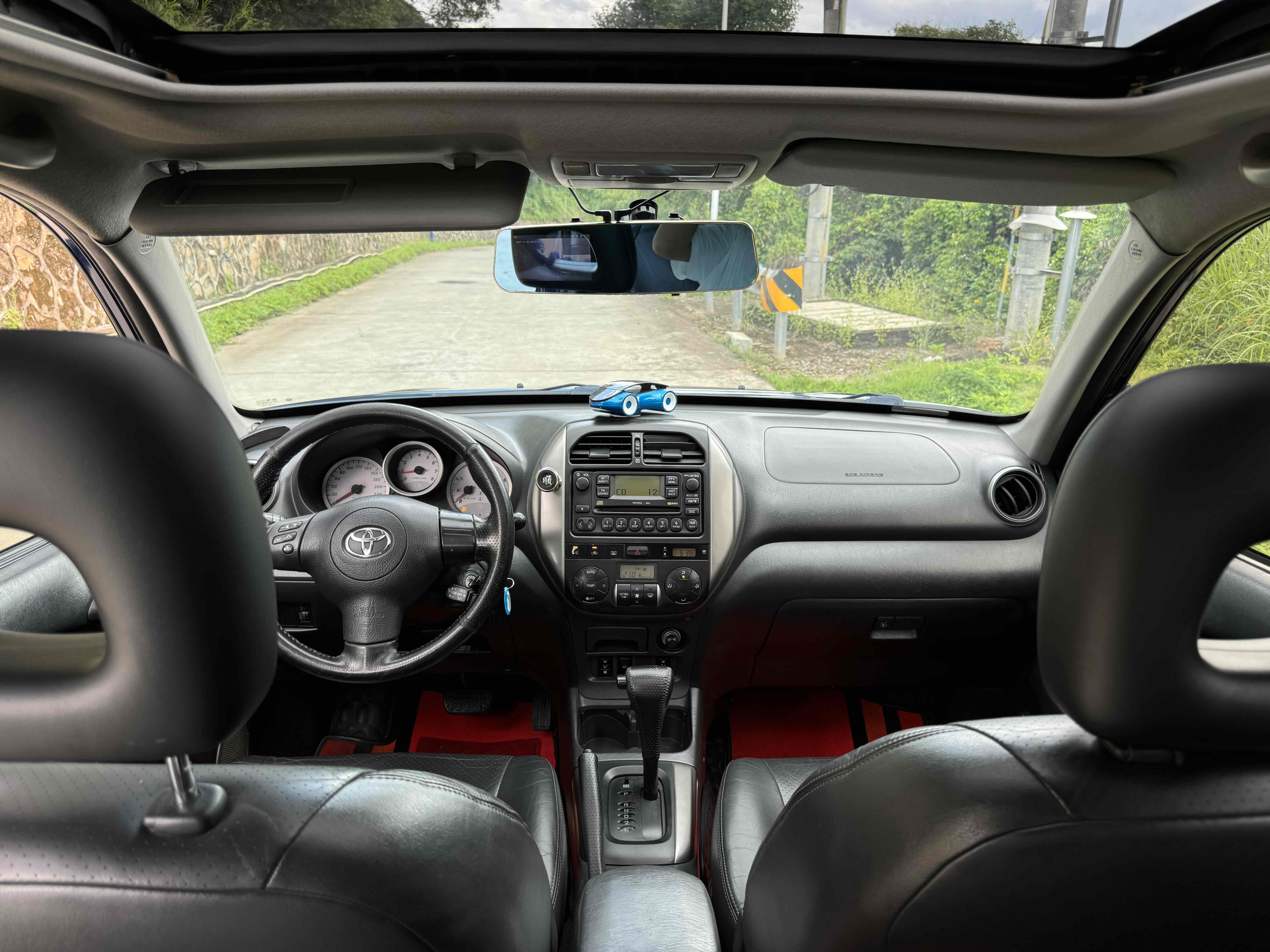 Toyota RAV4 (Imported) 2004 #9 Toyota RAV4 (Imported) 2004 immagine di auto #9