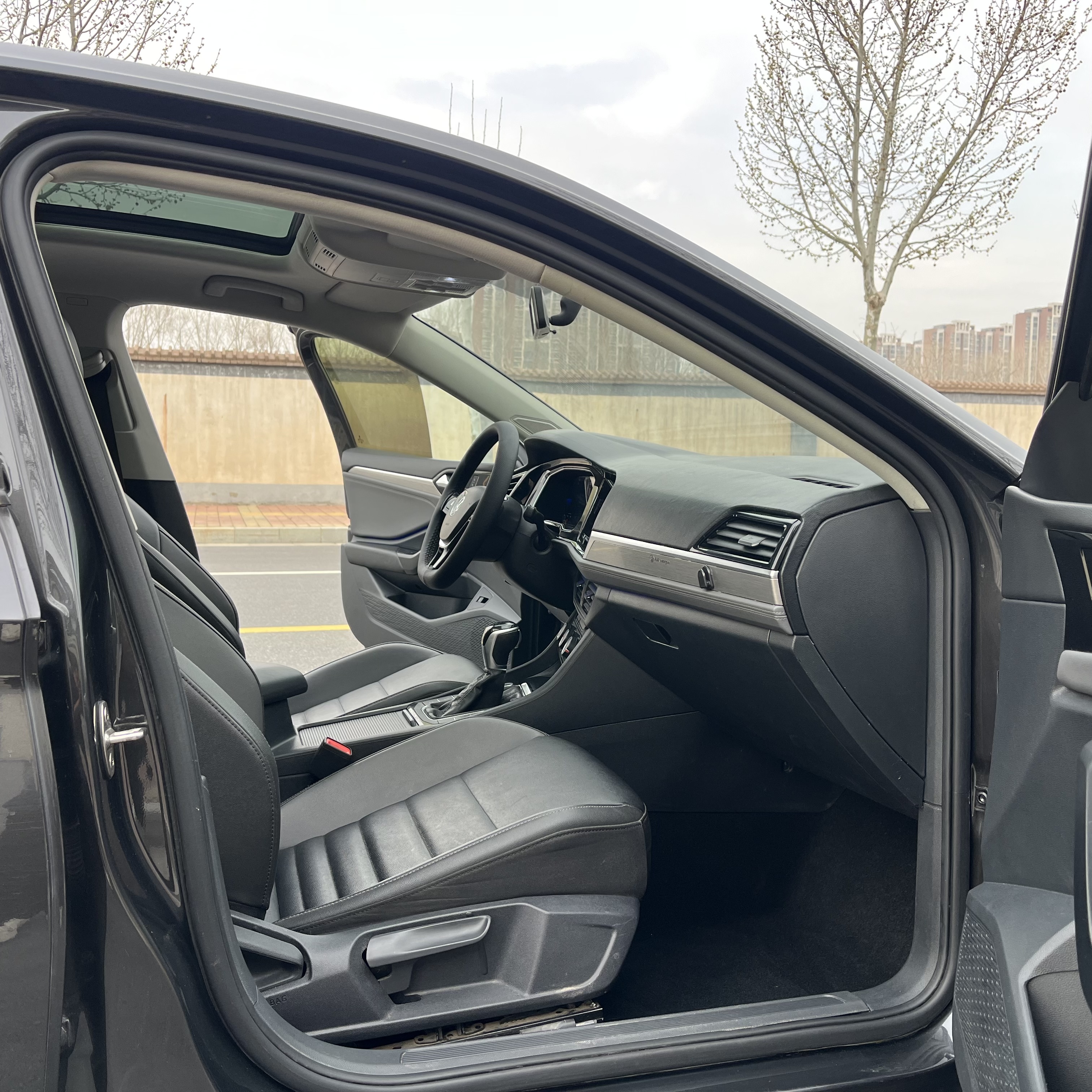 Volkswagen Sagitar 2021 car image #9