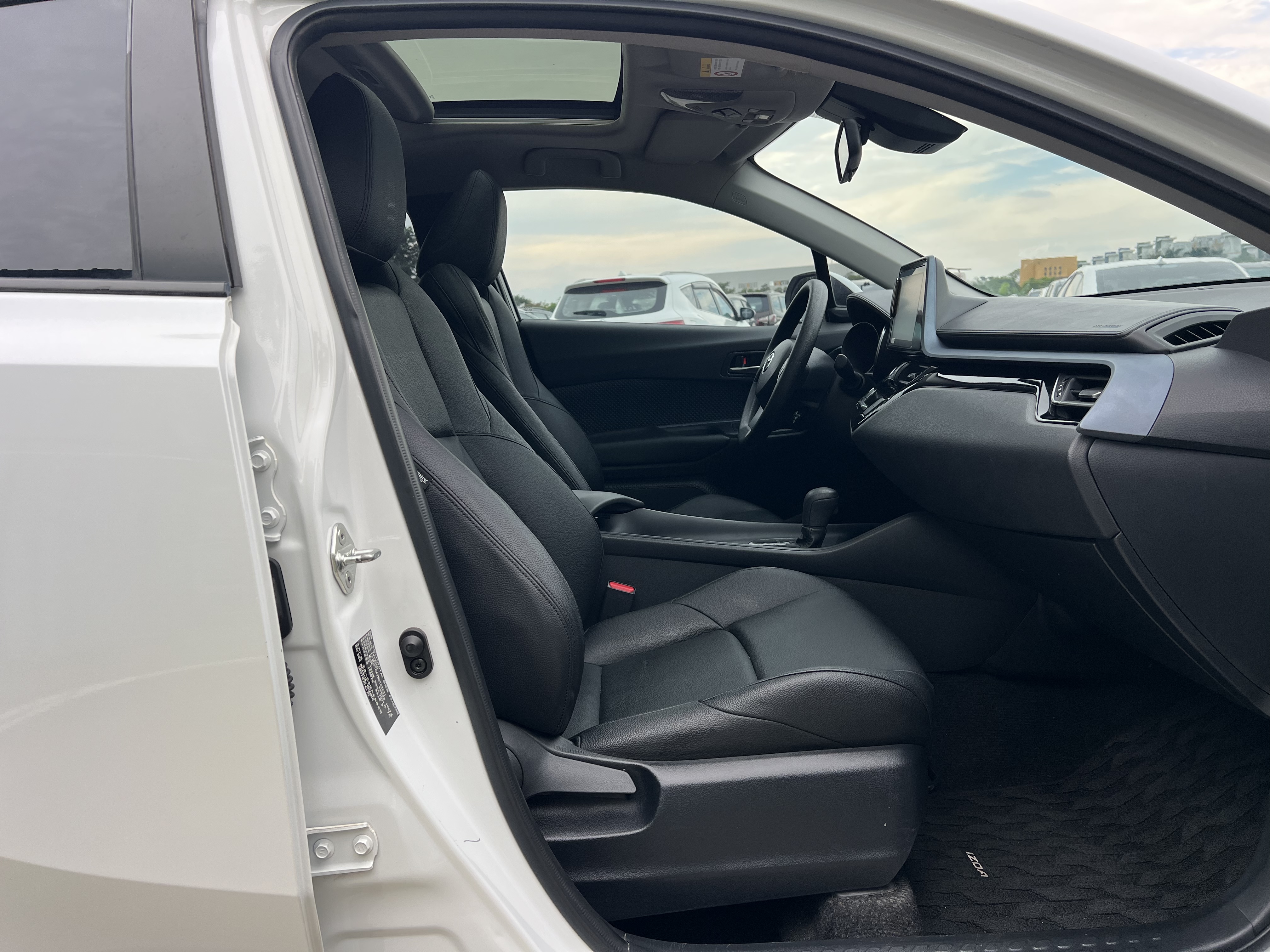 Toyota Izoa 2021 car image #9