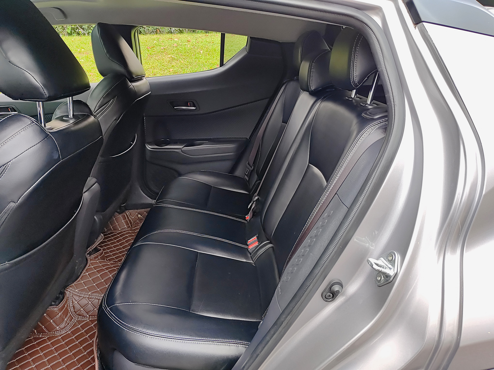 Toyota Izoa 2022 car image #9