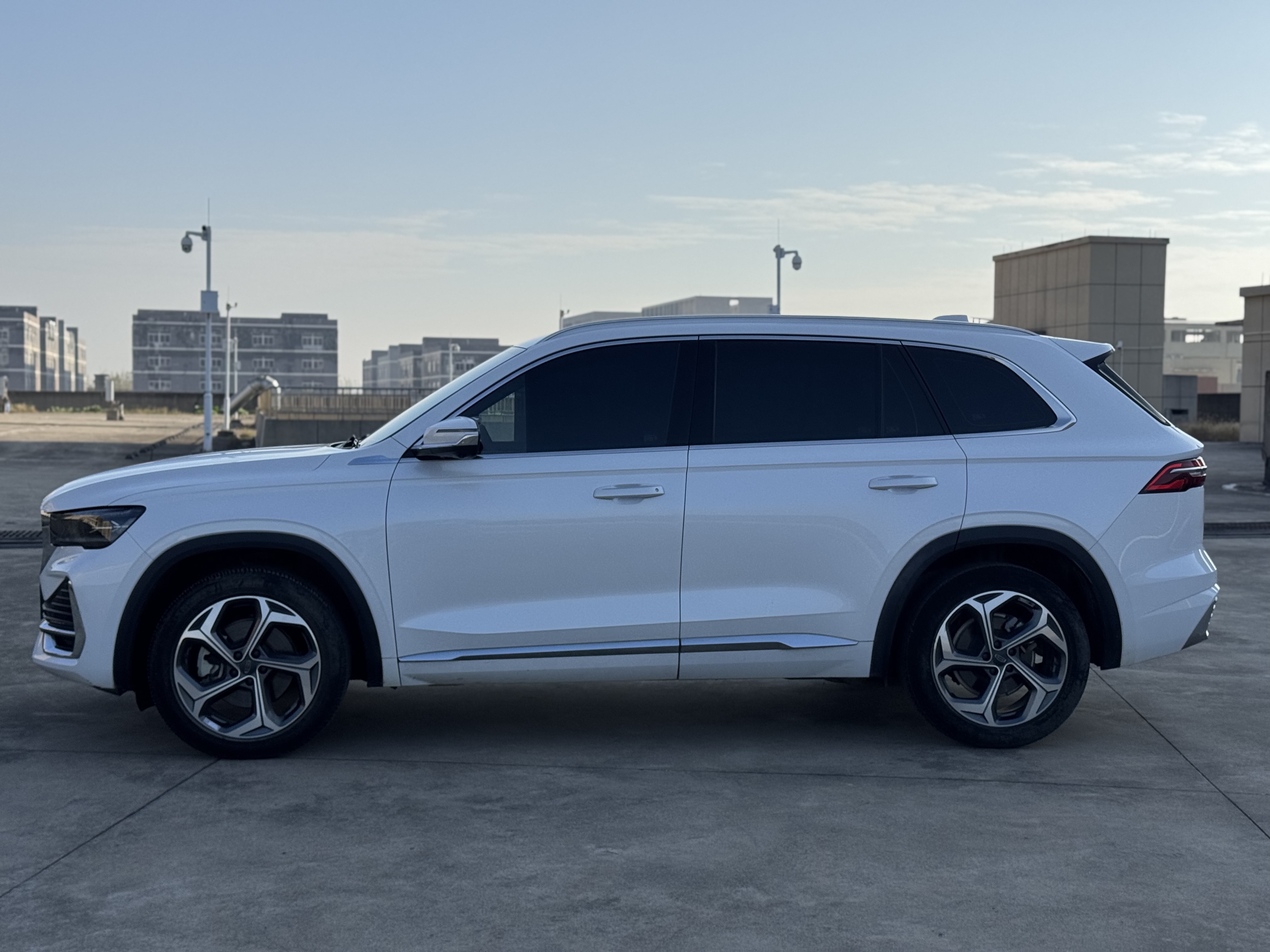 GEELY Monjaro 2023 car image #9